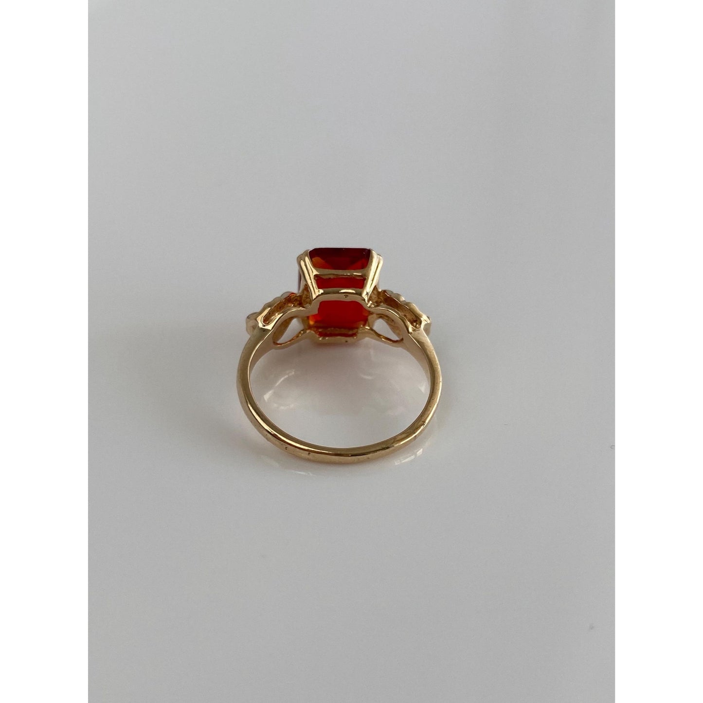 Vintage Solid 10k Yellow Gold Red Cubic Zirconia Leaves Ring - Size 5