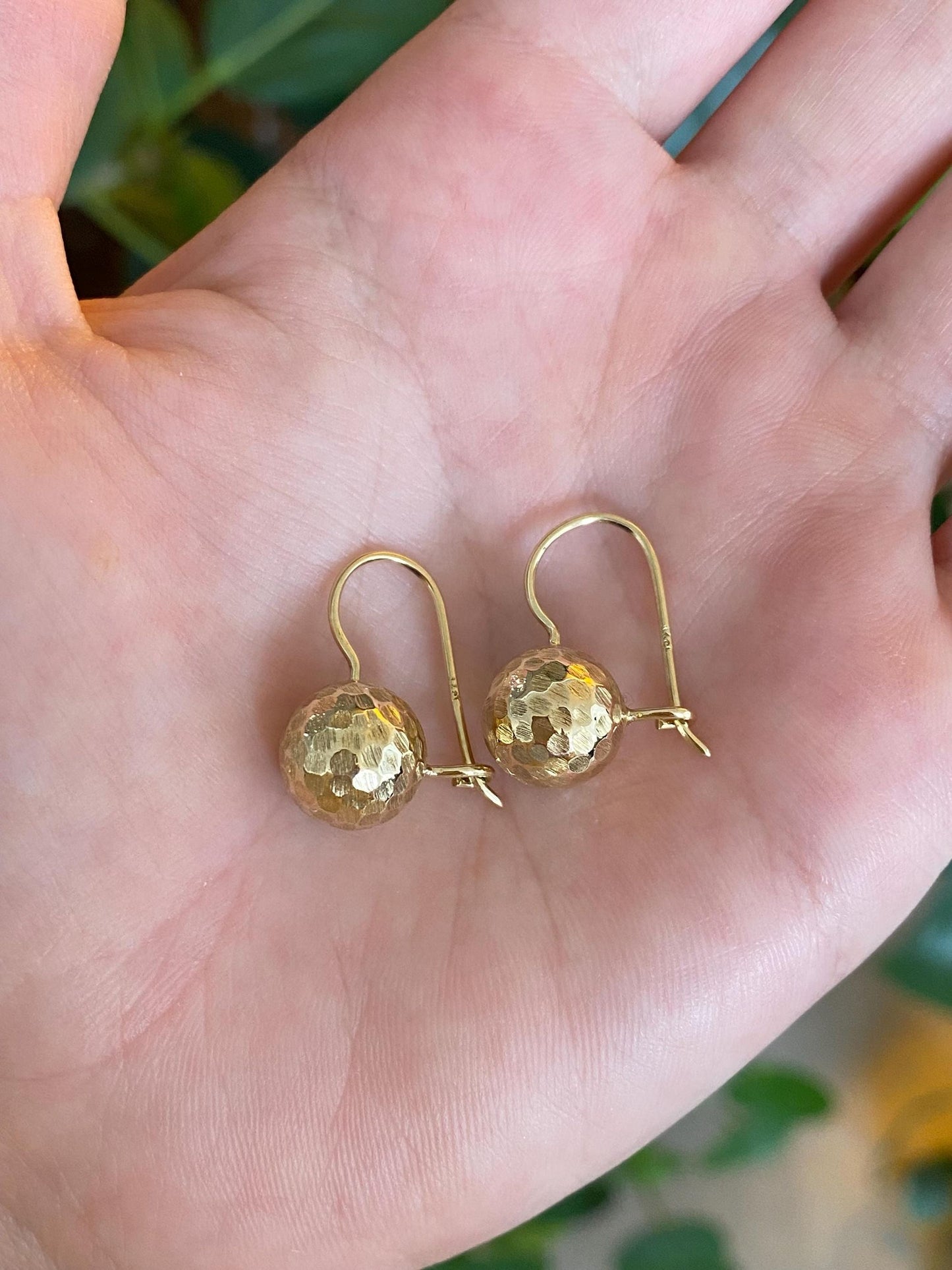 Vintage 14k Yellow Gold Hammered Texture Ball Drop Earrings