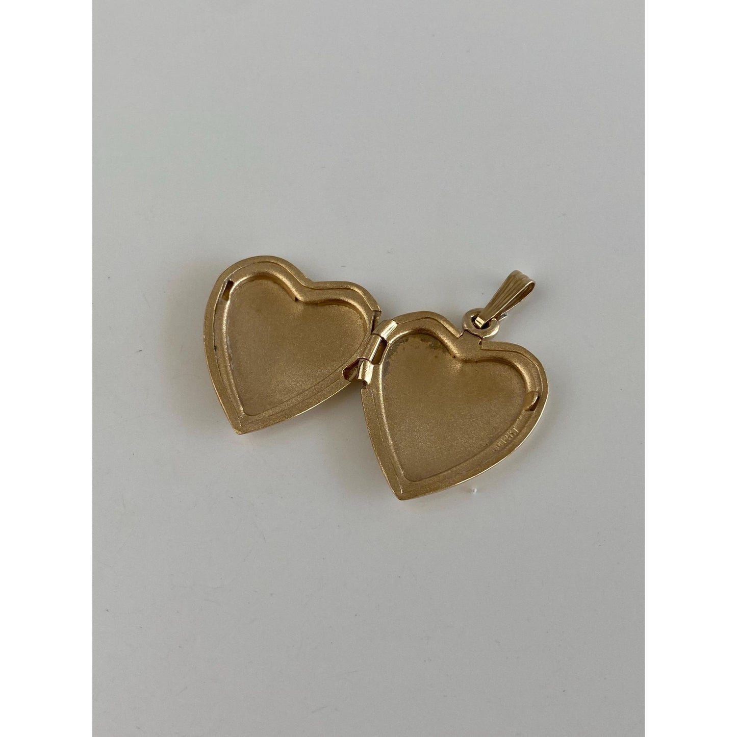 Vintage Solid 14k Yellow Gold Heart Locket Charm