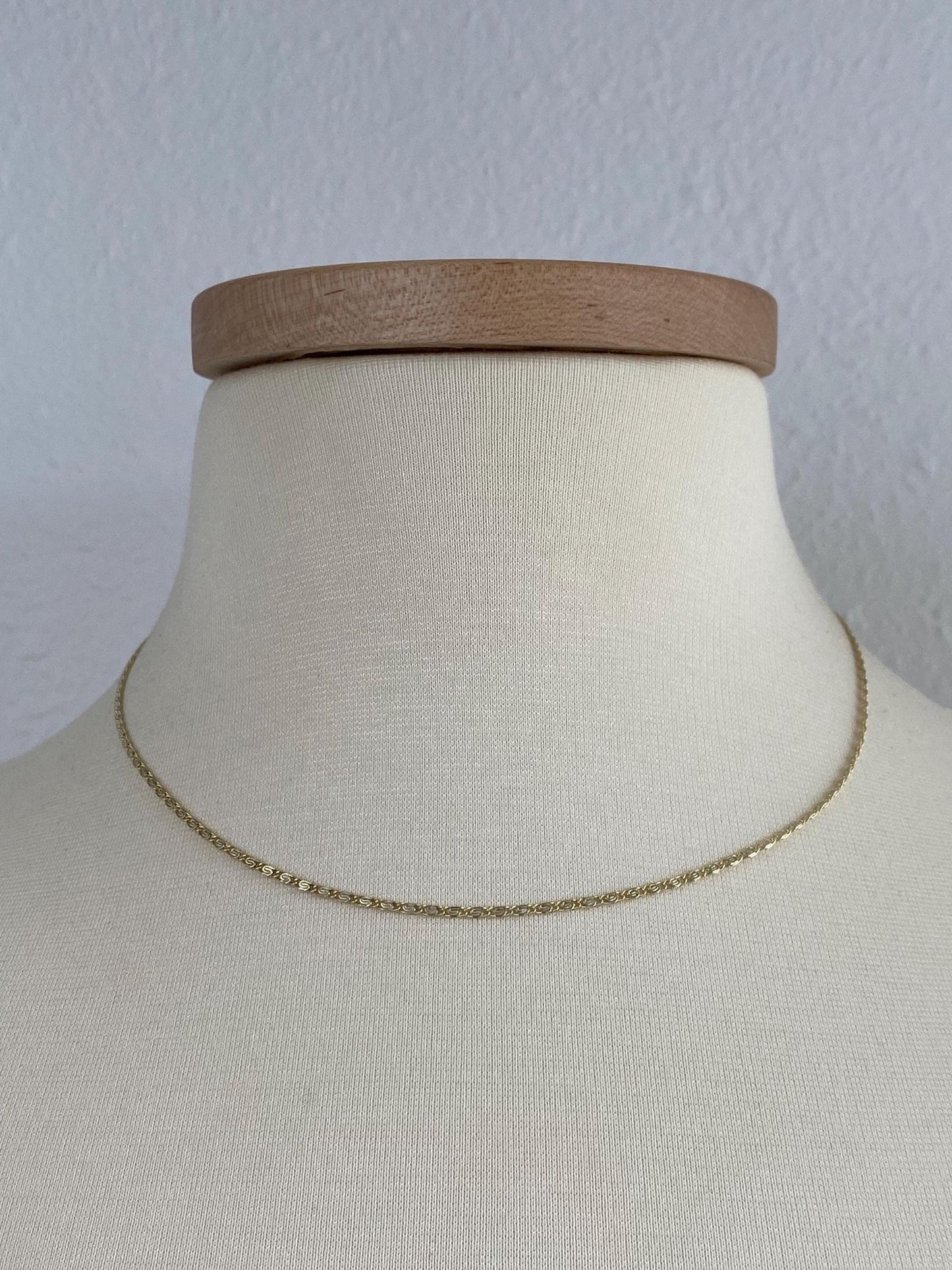 Vintage Solid 14k Yellow Gold Spiral Link Chain Necklace - 17.25 inches