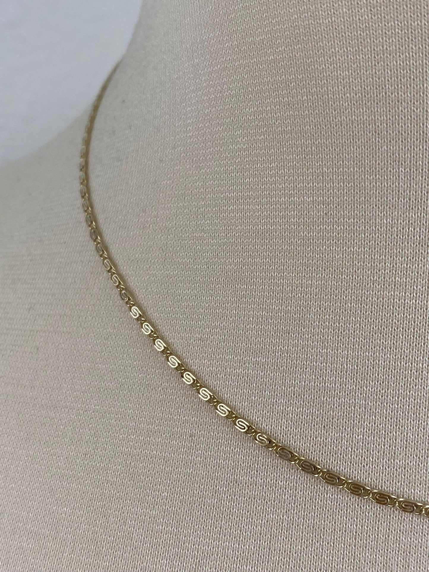 Vintage Solid 14k Yellow Gold Spiral Link Chain Necklace - 17.25 inches