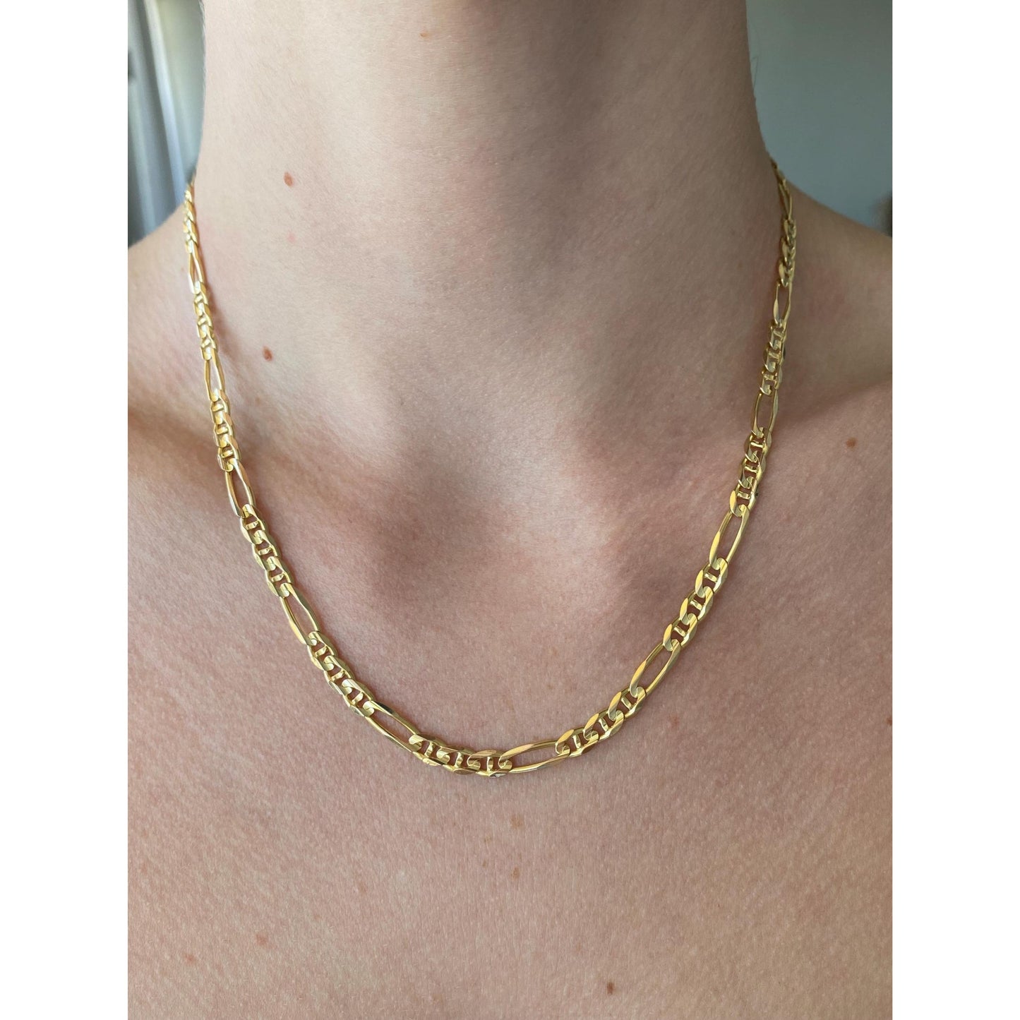 Vintage Solid 14k Yellow Gold Figaro Mariner Link Chain Necklace - 17.75 inches