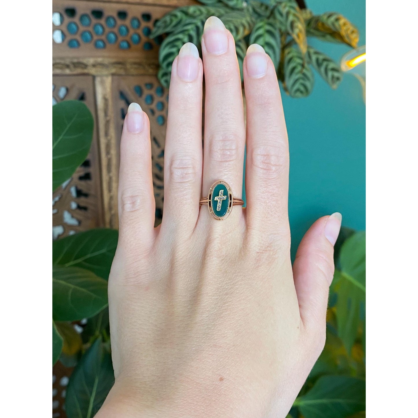 Vintage Solid 14k Yellow Gold Grey Diamond Green Stone Cross Ring - Size 7.5