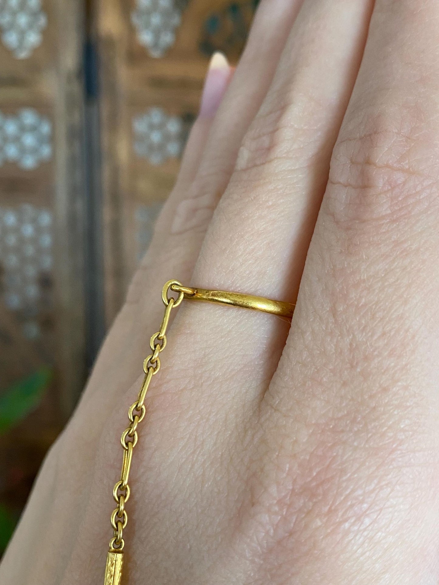 Vintage Solid 14k Yellow Gold Ring to Bracelet Extension Fancy Link Chain Ring Band - Size 7.5