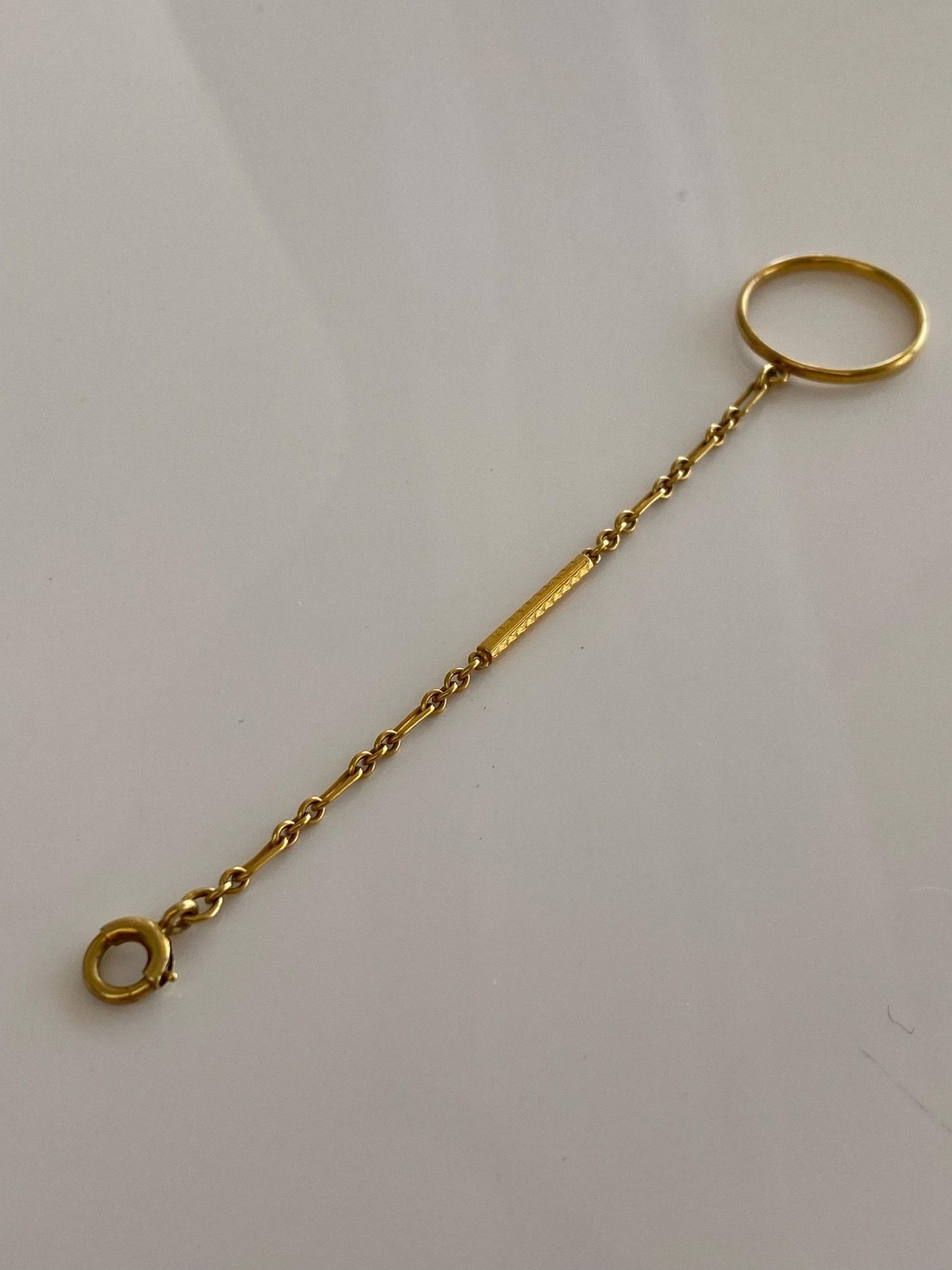 Vintage Solid 14k Yellow Gold Ring to Bracelet Extension Fancy Link Chain Ring Band - Size 7.5