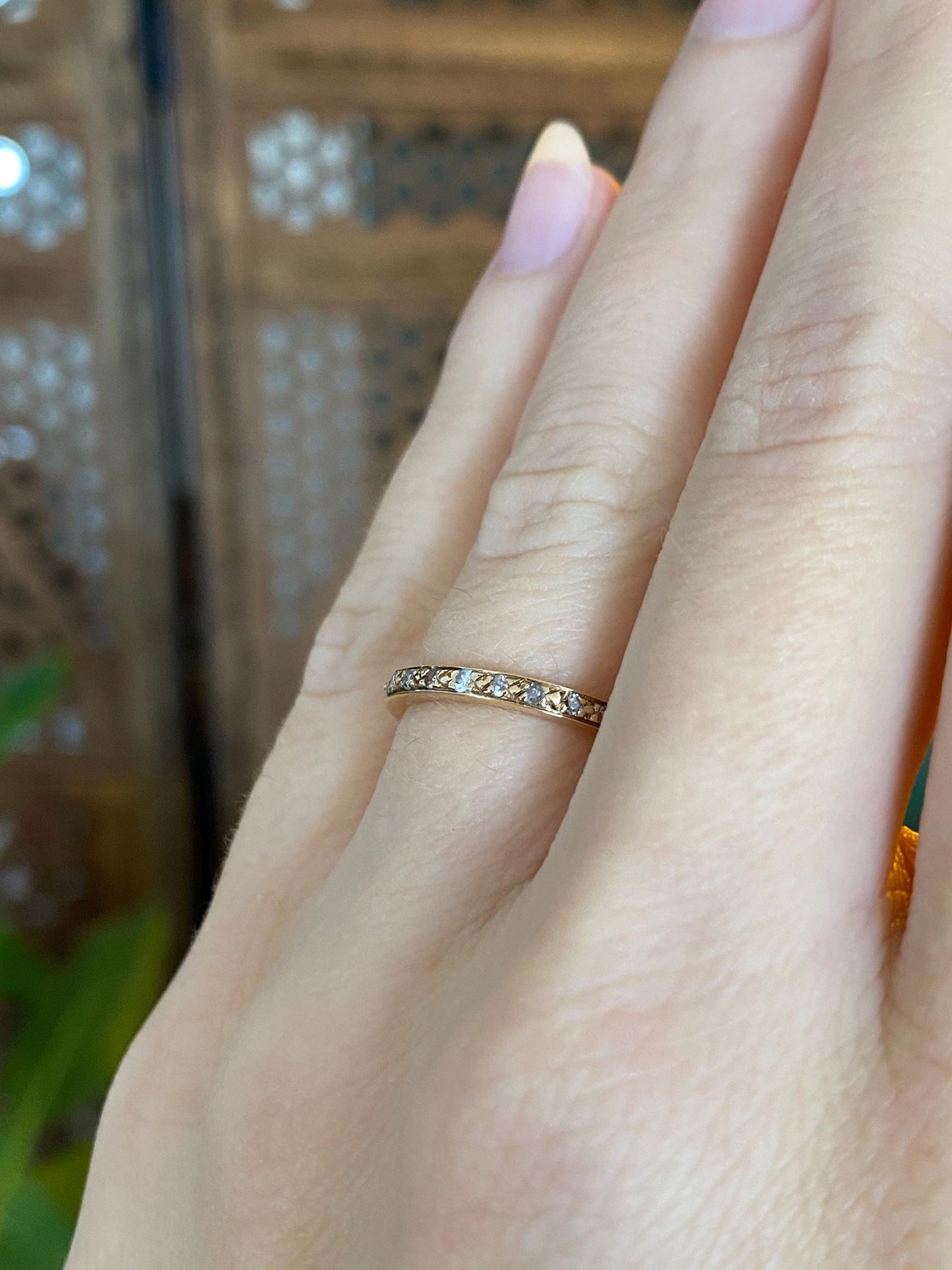 Vintage Solid 14k Yellow Gold Diamond Ring Band - Size 5