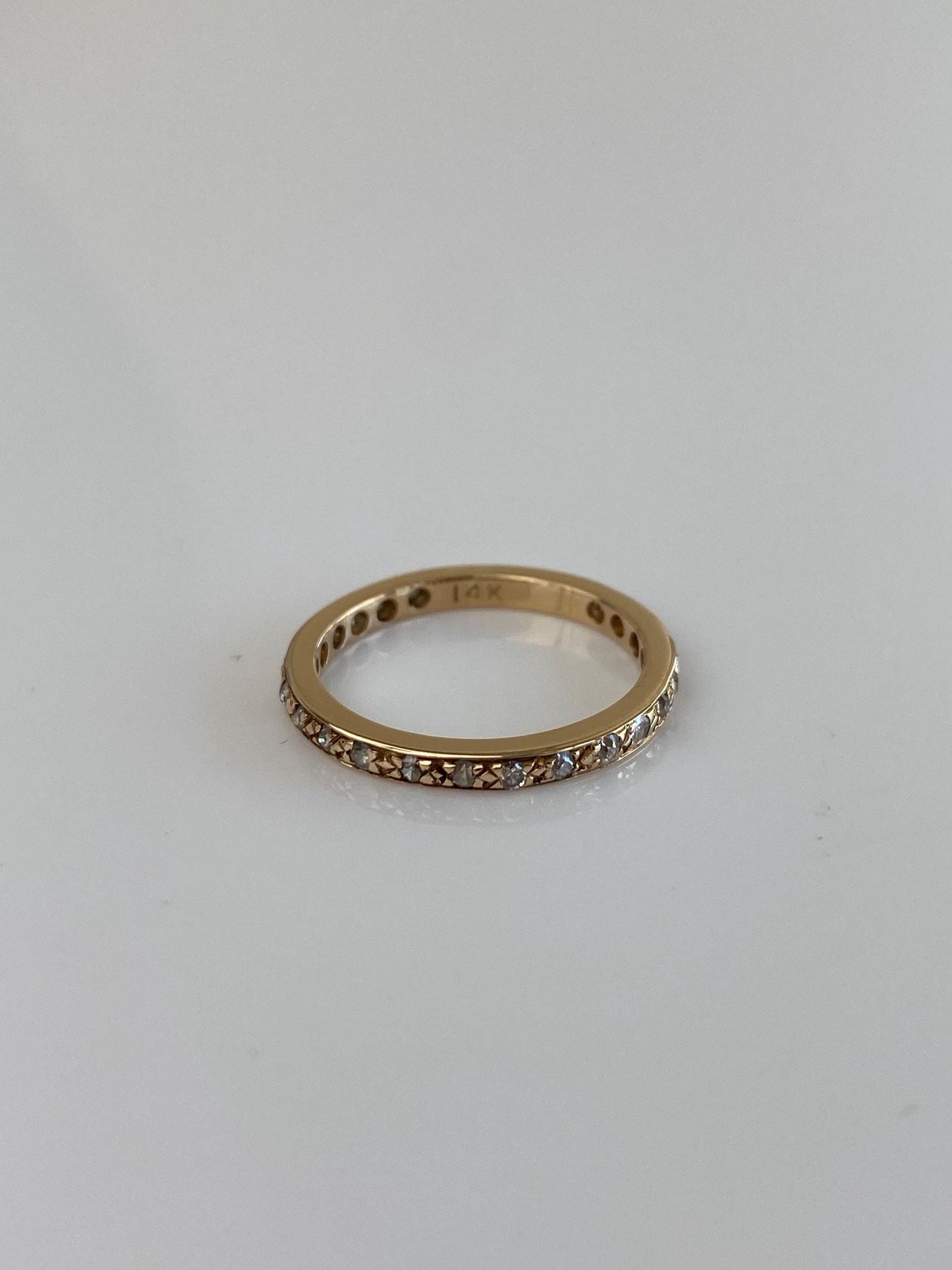 Vintage Solid 14k Yellow Gold Diamond Ring Band - Size 5