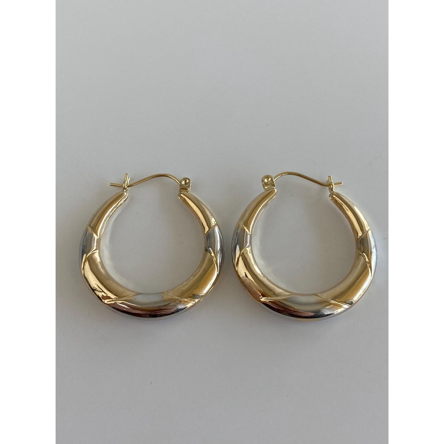 Vintage 14k White & Yellow Gold Pattern Hoop Earrings