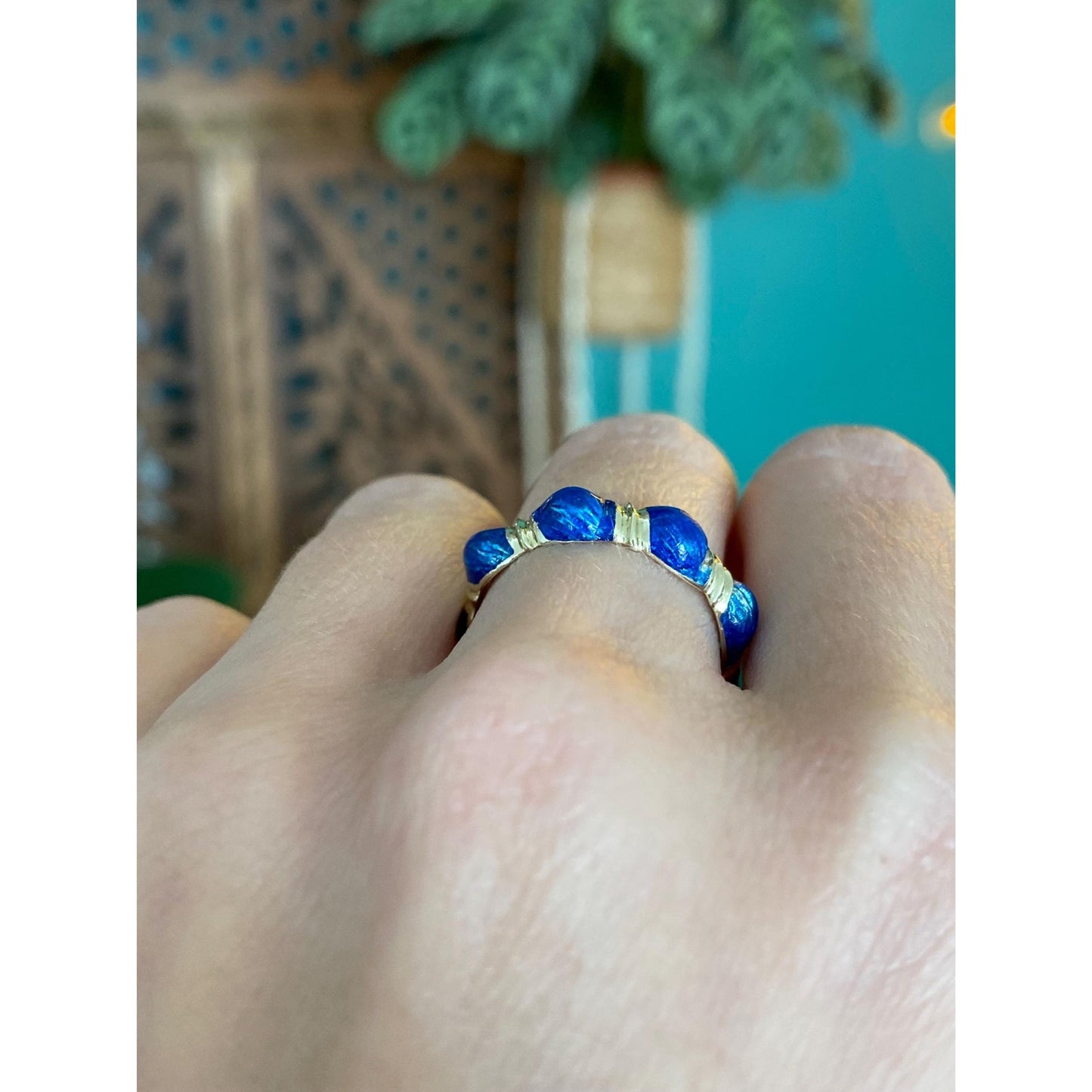 Vintage Solid 14k Yellow Gold Blue Enamel Ring Band - Size 7.25