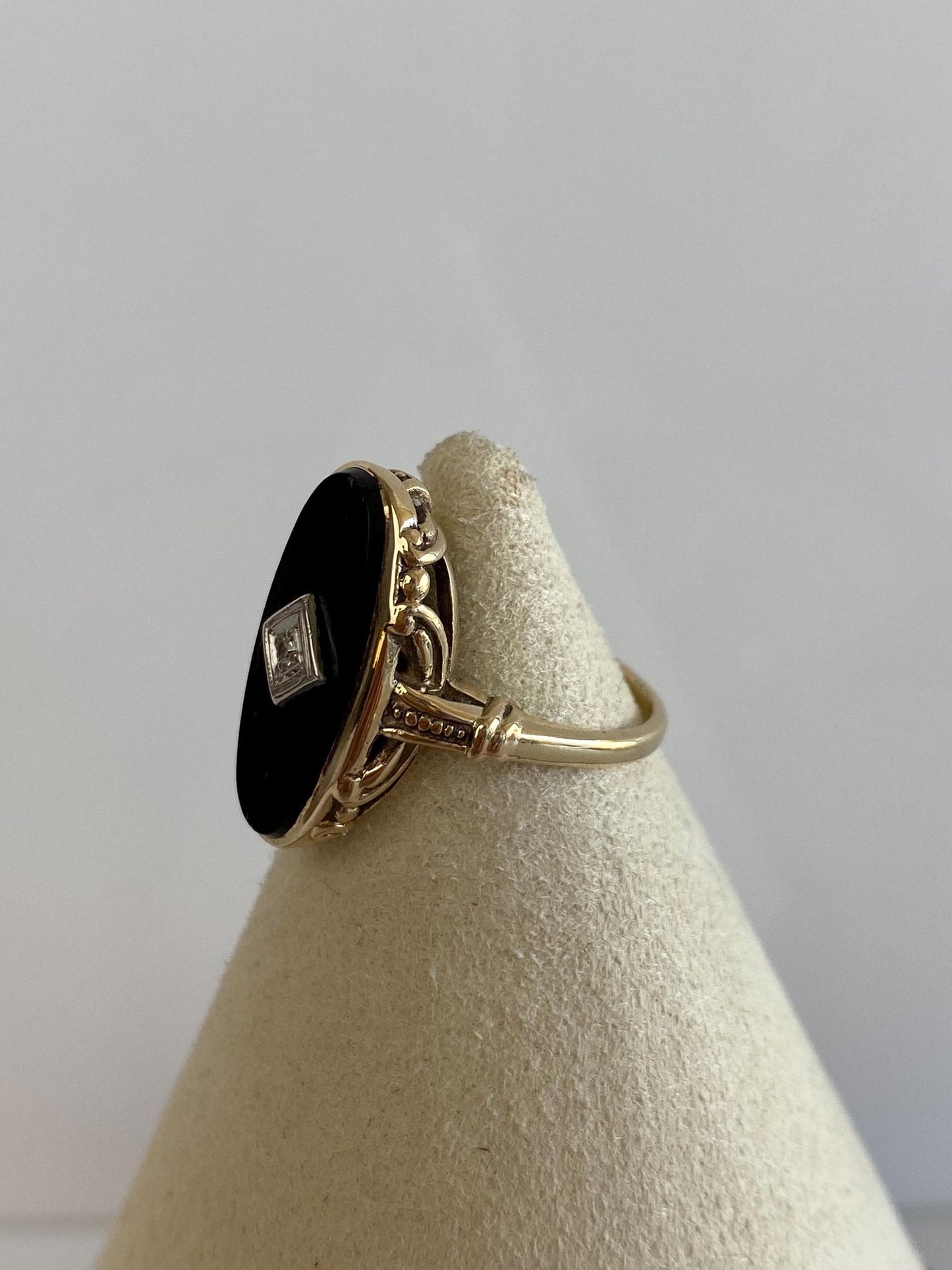Vintage Solid 10k White & Yellow Gold Diamond Black Onyx Art Deco Ring - Size 6.5