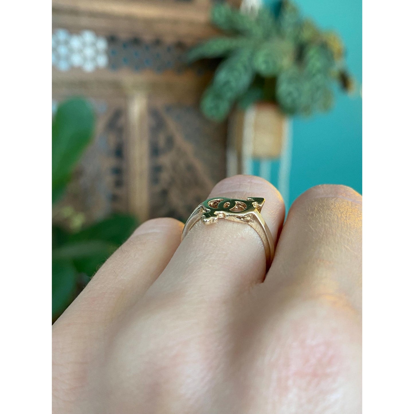 Vintage Solid 10k Yellow Gold Female Male Symbol Ring - Size 4.5