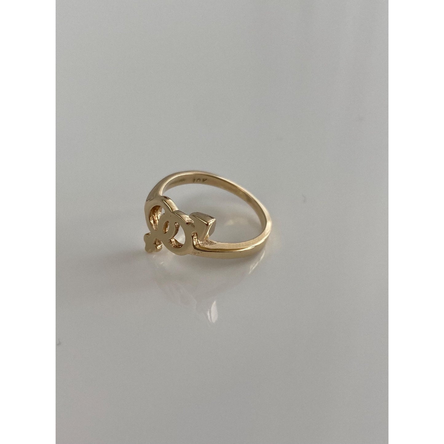 Vintage Solid 10k Yellow Gold Female Male Symbol Ring - Size 4.5