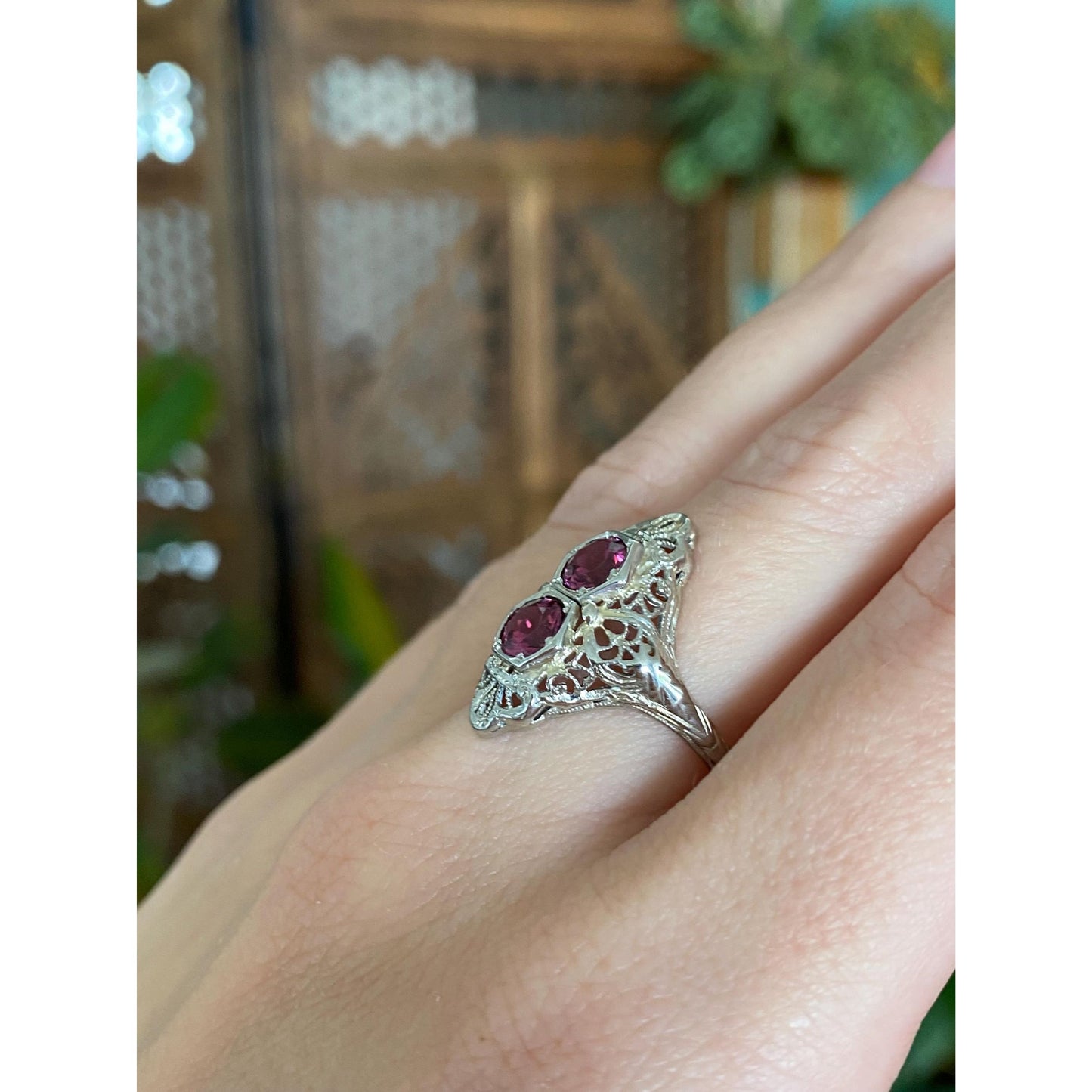 Vintage Solid 18k White Gold Pink Cubic Zirconia Art Deco Ring - Size 7.5