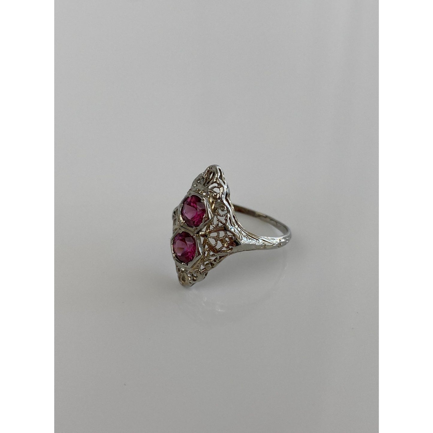 Vintage Solid 18k White Gold Pink Cubic Zirconia Art Deco Ring - Size 7.5