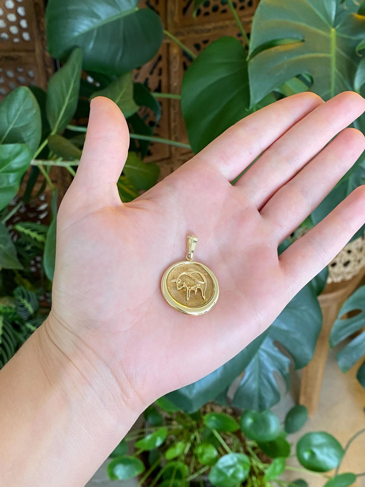 Vintage 14k Yellow Gold Bull Charm