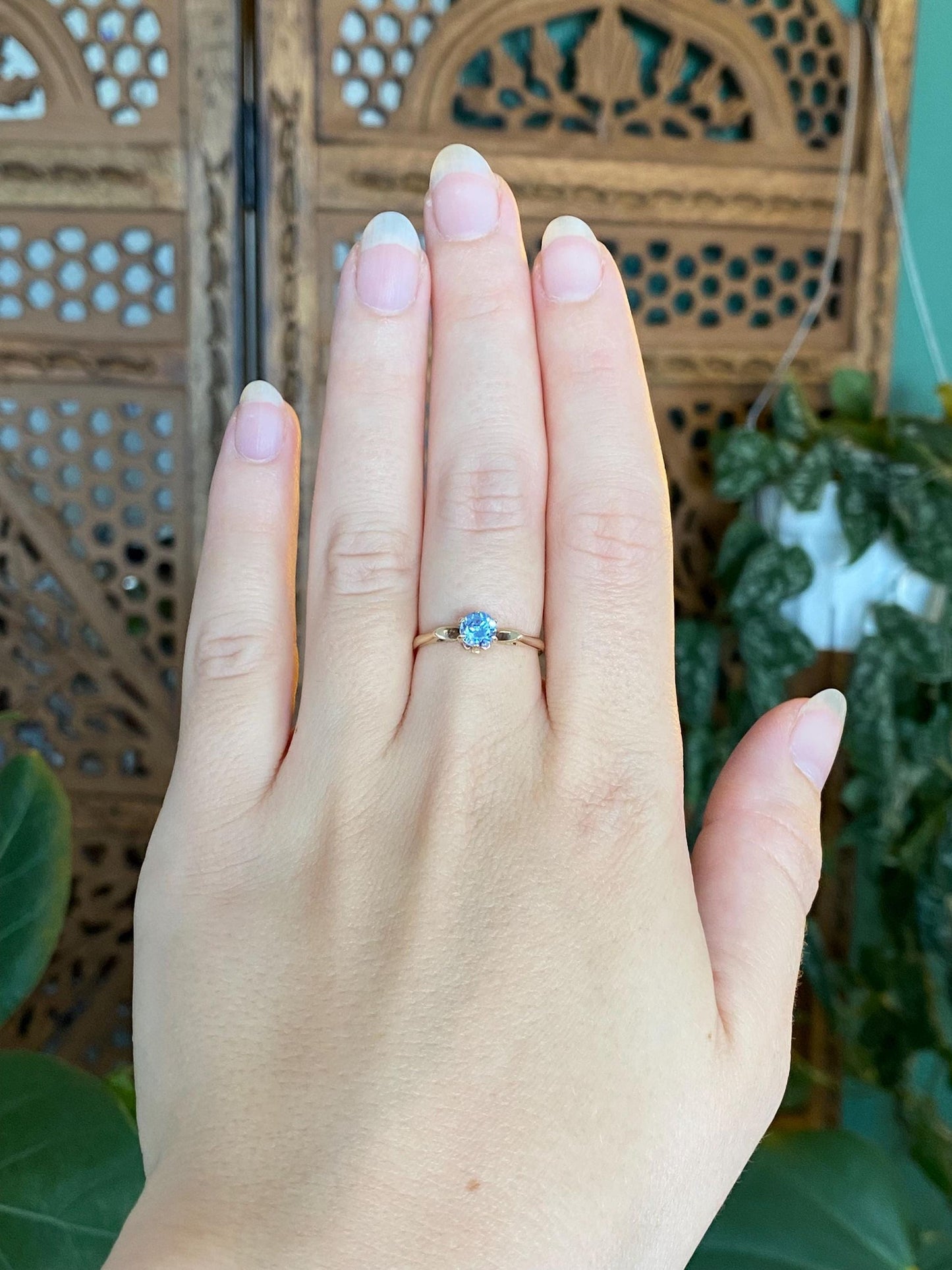Vintage Solid 10k Topaz Ring - Size 6.75