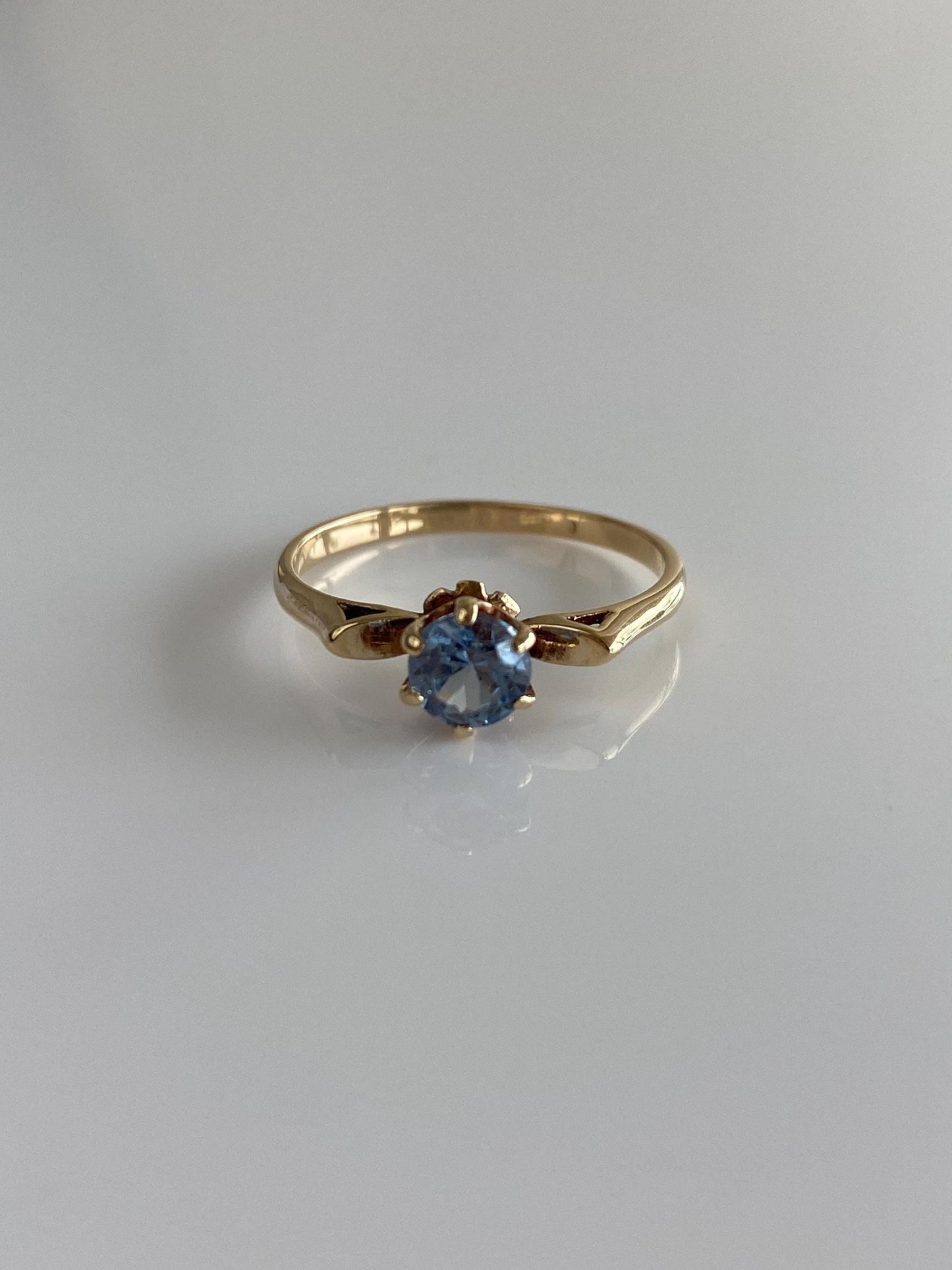 Vintage Solid 10k Topaz Ring - Size 6.75
