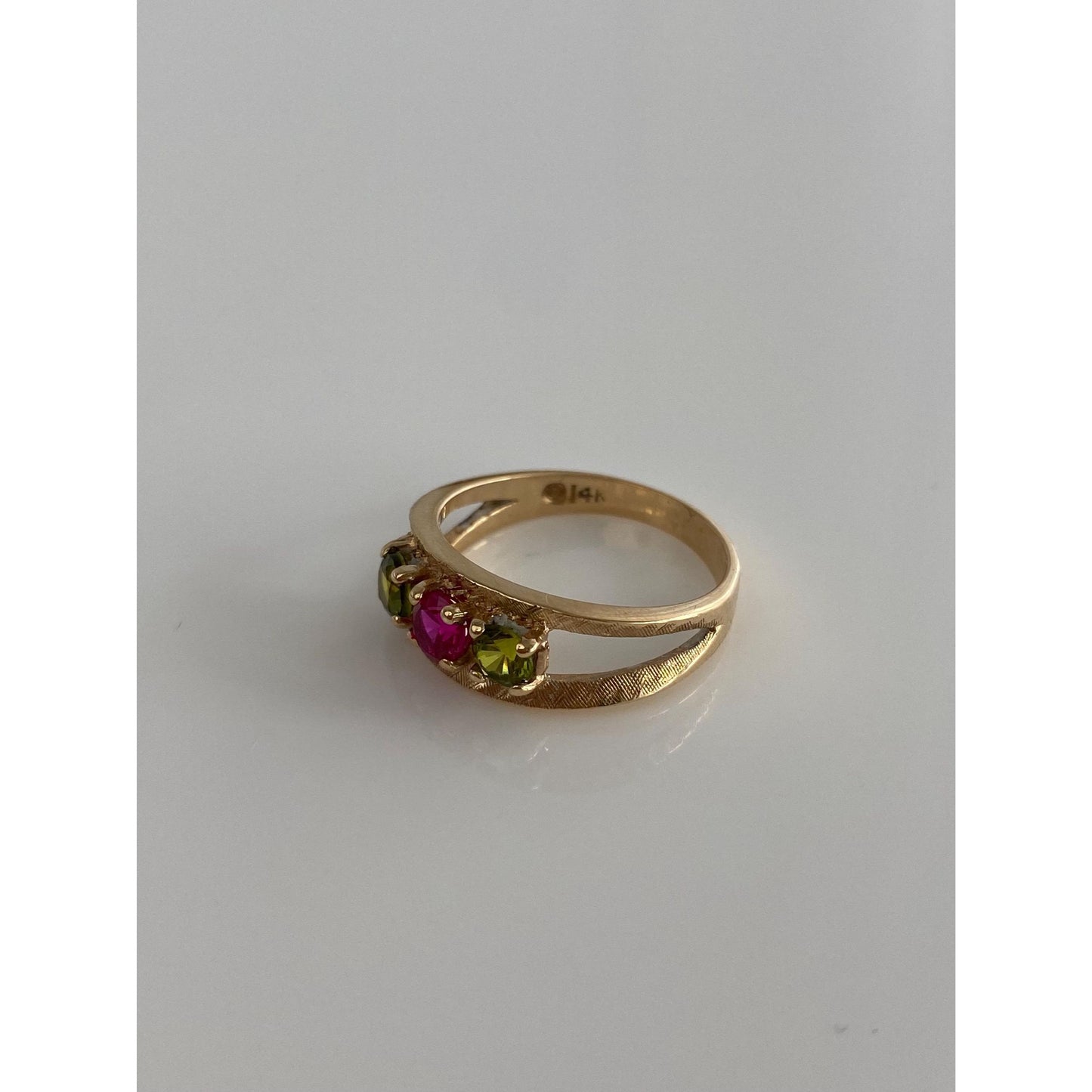 Solid 14k Yellow Gold Pink Sapphire Peridot Ring - Size 6.25