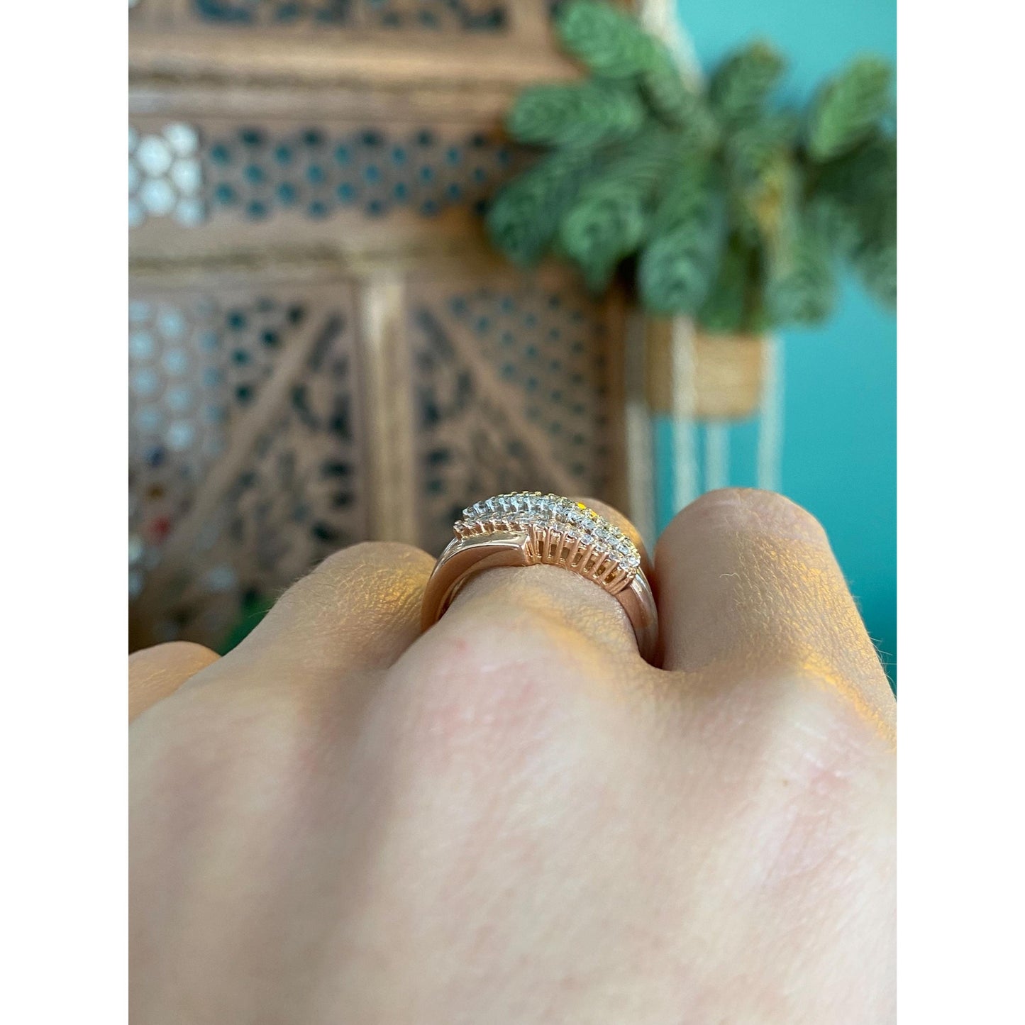 Vintage Solid 14k Tri Tone Gold Diamond Twist Ring - Size 7