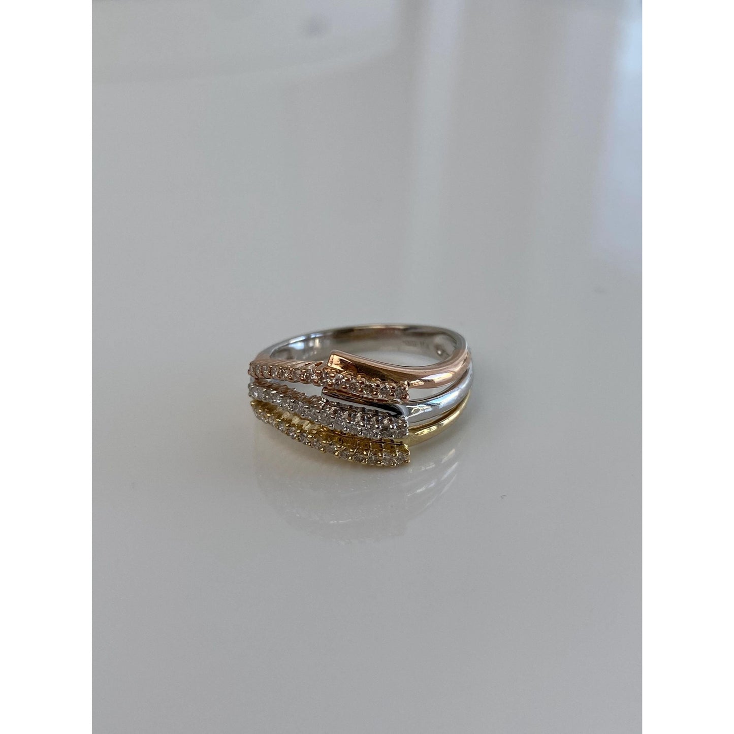 Vintage Solid 14k Tri Tone Gold Diamond Twist Ring - Size 7