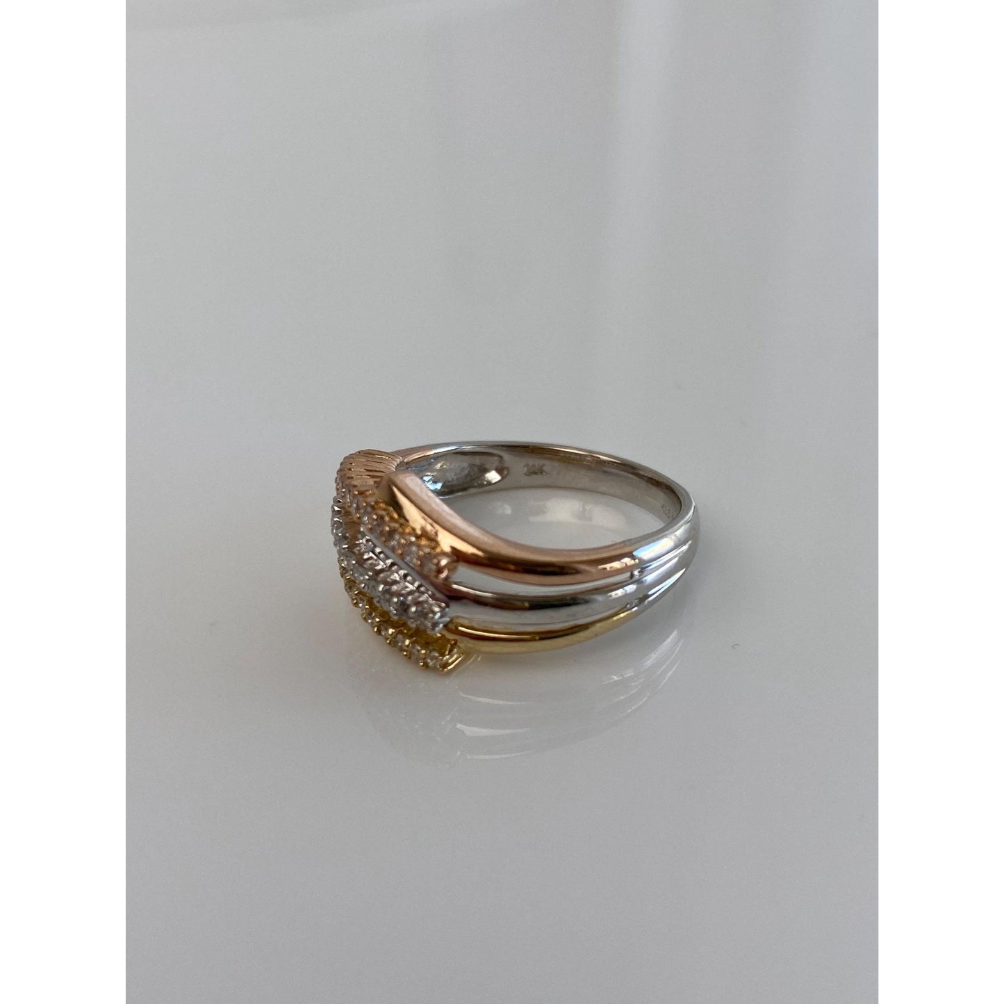 Vintage Solid 14k Tri Tone Gold Diamond Twist Ring - Size 7