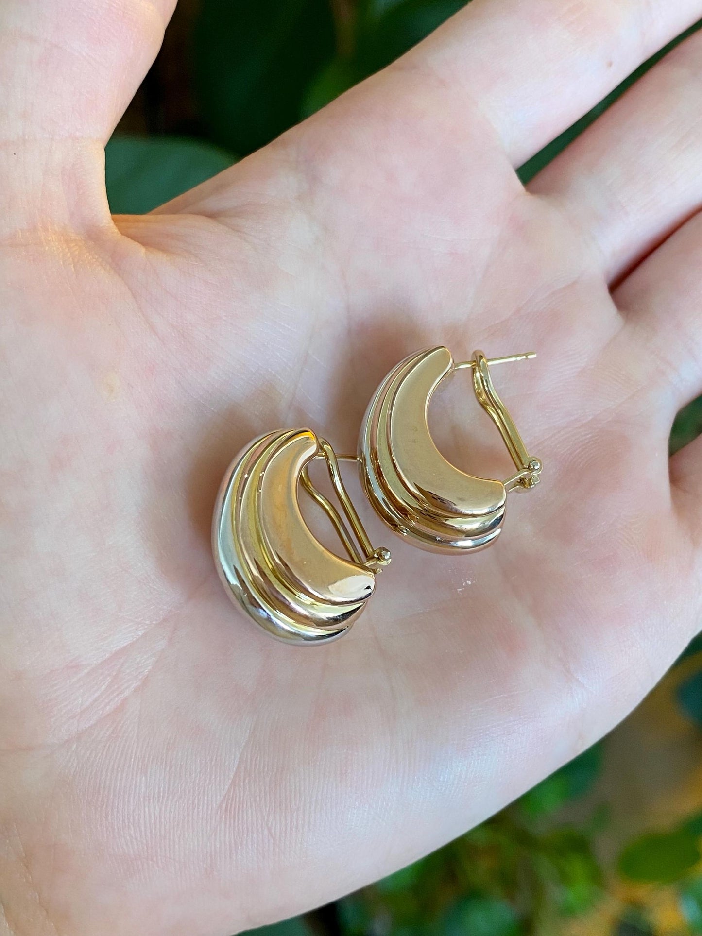 Vintage 12k Tri Tone Gold Fluted Drop Earrings