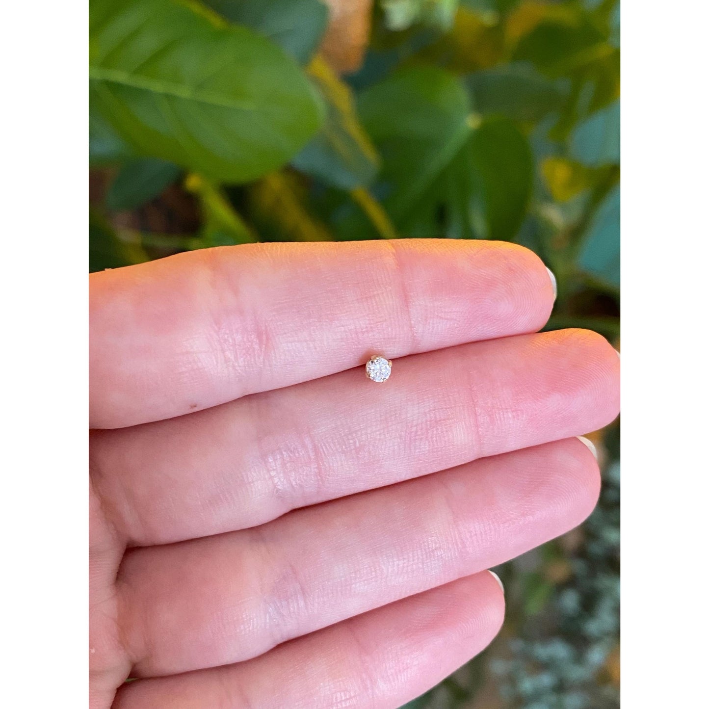 Vintage Solid 14k Yellow Gold Clear Cubic Zirconia Single Stud Earring