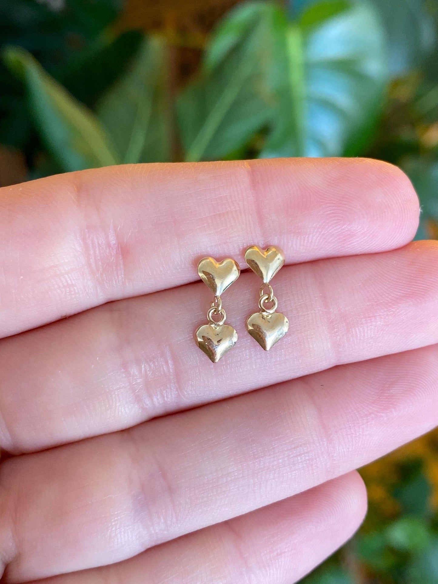 Vintage Solid 14k Yellow Gold Heart Dangle Stud Earrings