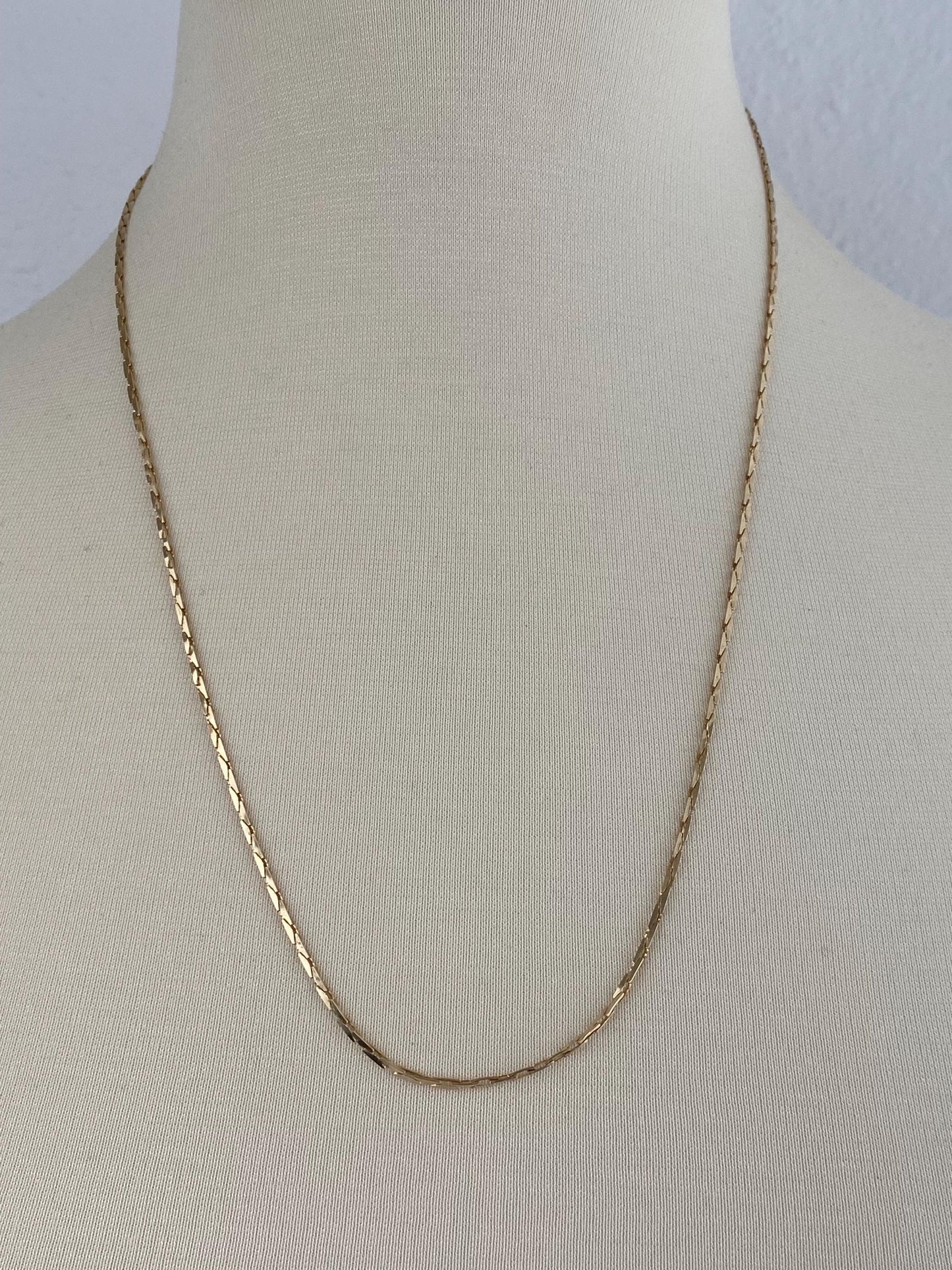 Vintage Solid 14k Yellow Gold Triangle Link Chain Necklace - 23.75 inches