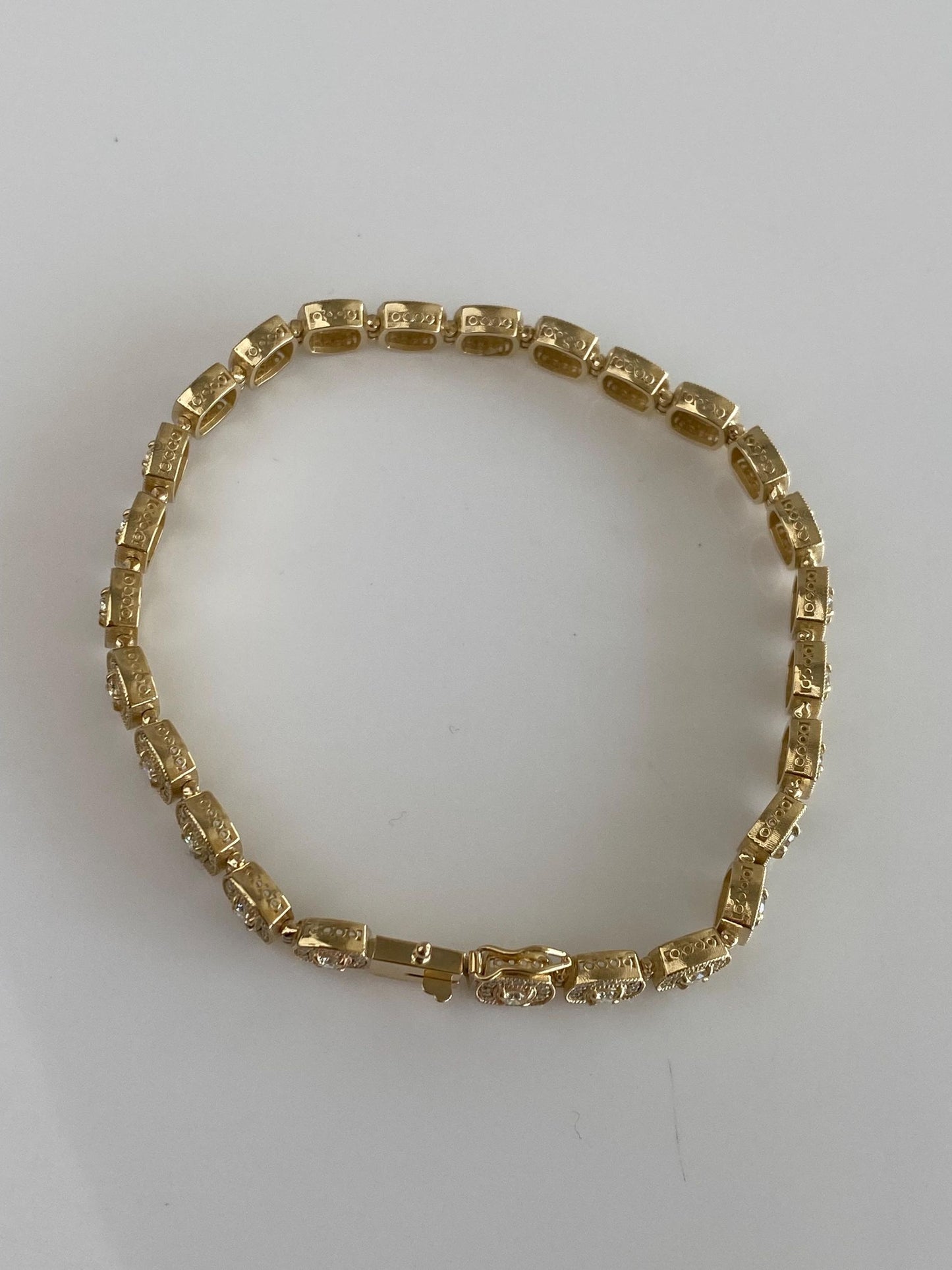 Vintage Solid 14k Yellow Gold Diamond Halo Diamond Link Bracelet - 7.75 Inches