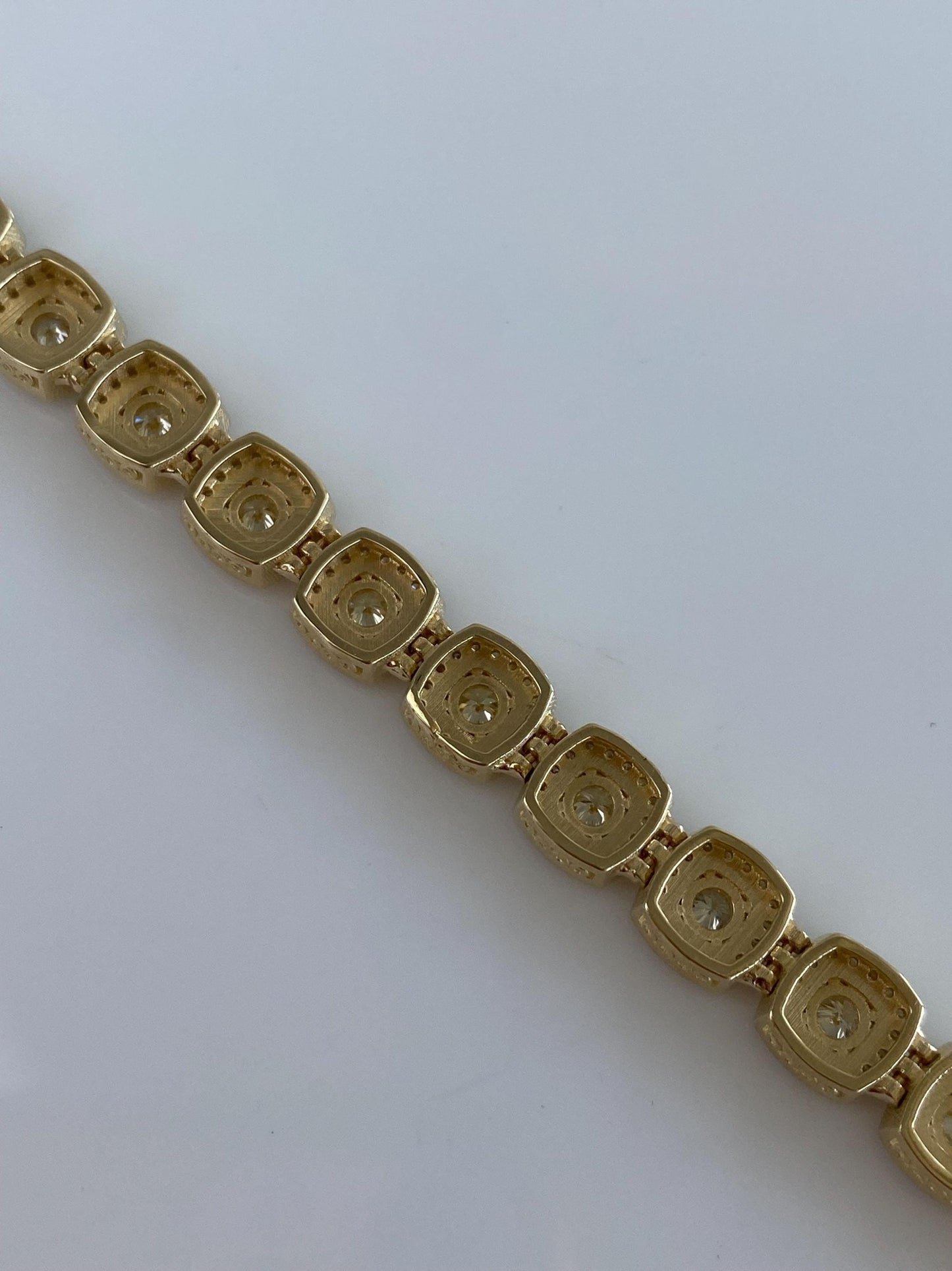 Vintage Solid 14k Yellow Gold Diamond Halo Diamond Link Bracelet - 7.75 Inches