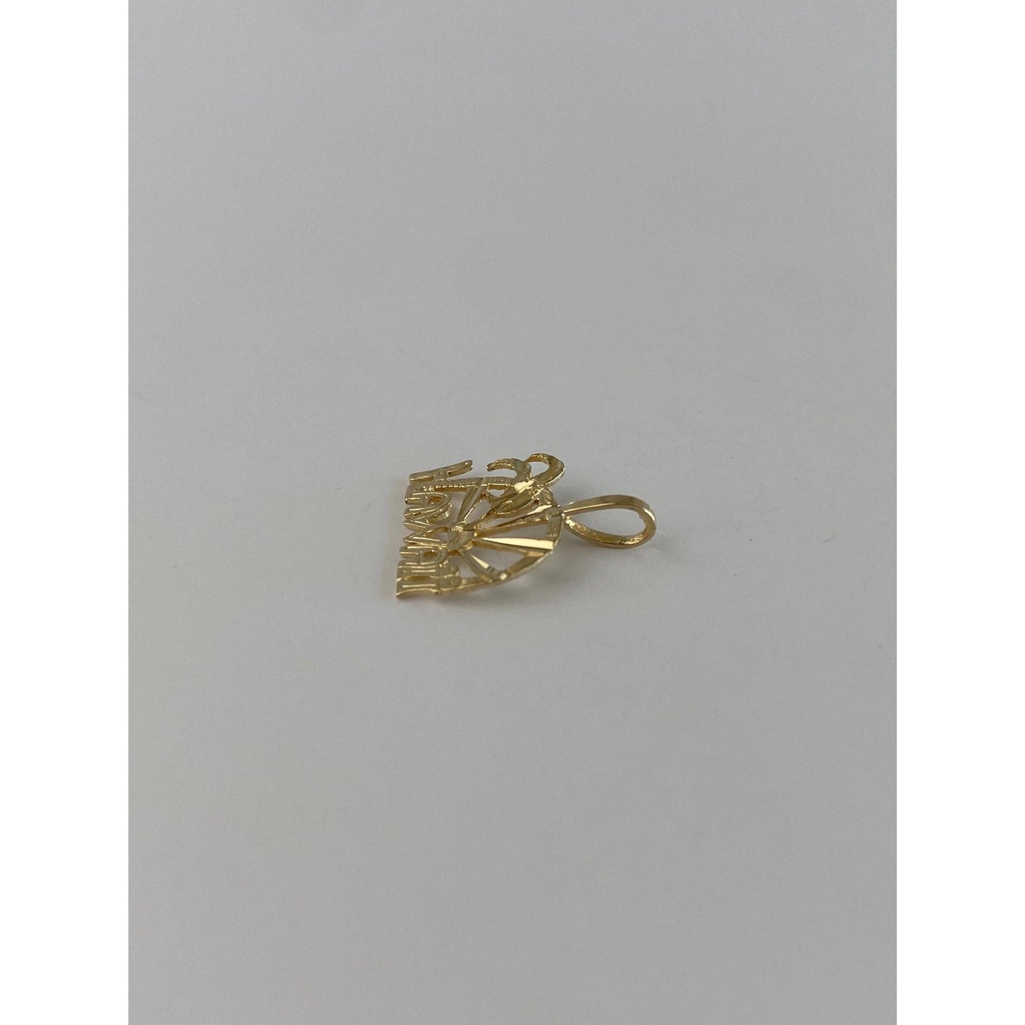 Vintage Solid 14k Yellow Gold Sun Hawaii Charm