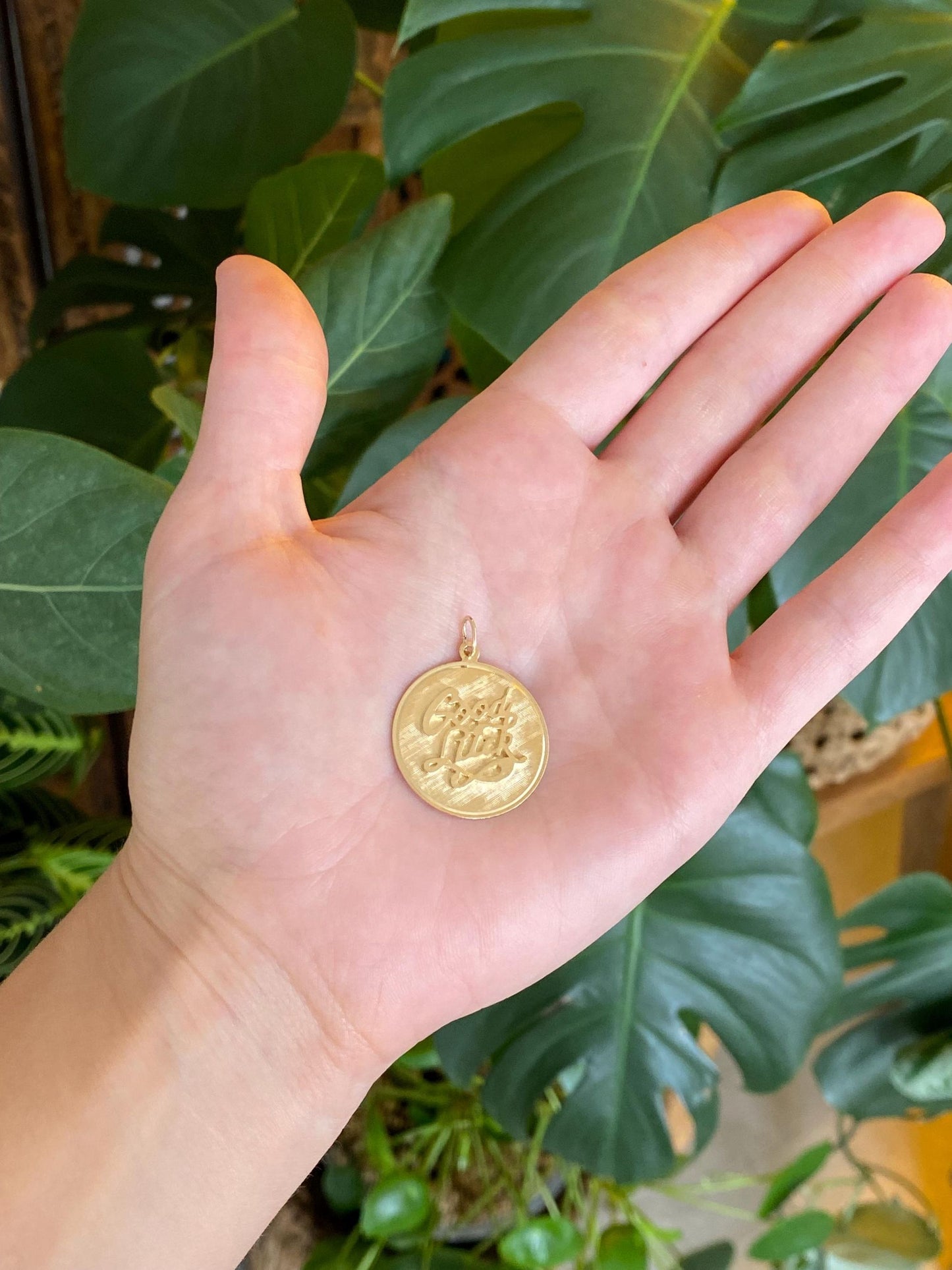Vintage Solid 14k Yellow Gold Crosshatch Pattern 'Good Luck' Charm