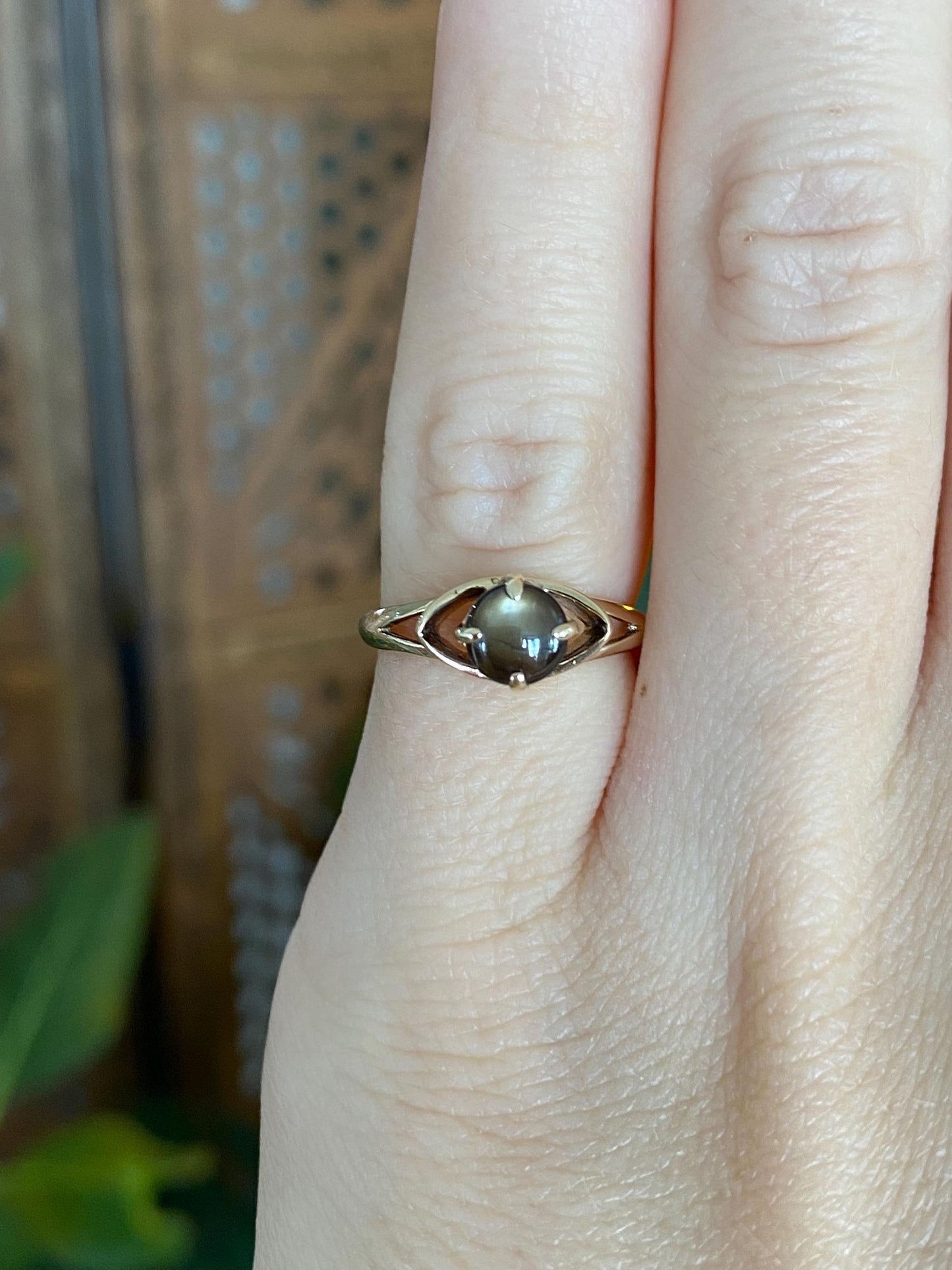 Vintage Solid 10k Yellow Gold Star Sapphire Ring - Size 4