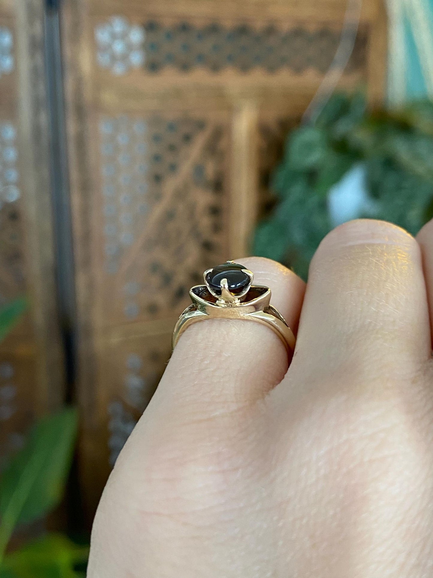 Vintage Solid 10k Yellow Gold Star Sapphire Ring - Size 4