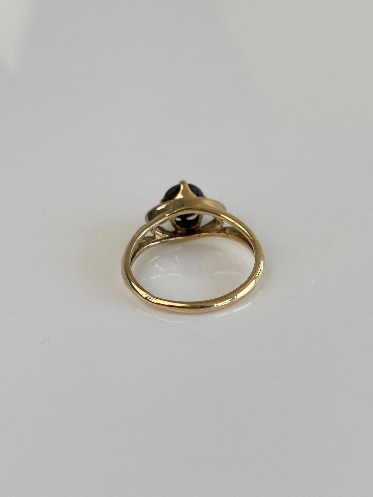 Vintage Solid 10k Yellow Gold Star Sapphire Ring - Size 4