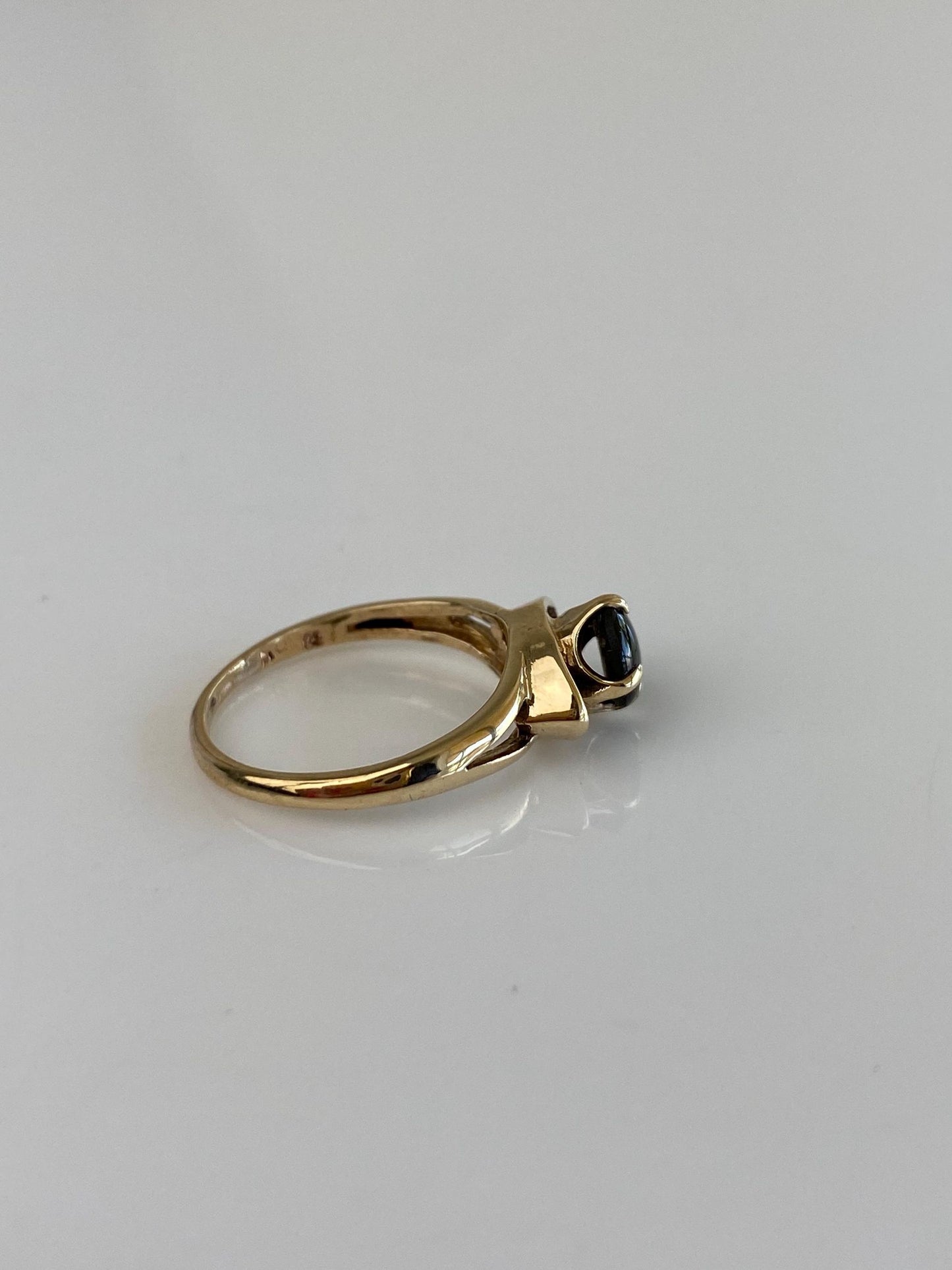 Vintage Solid 10k Yellow Gold Star Sapphire Ring - Size 4