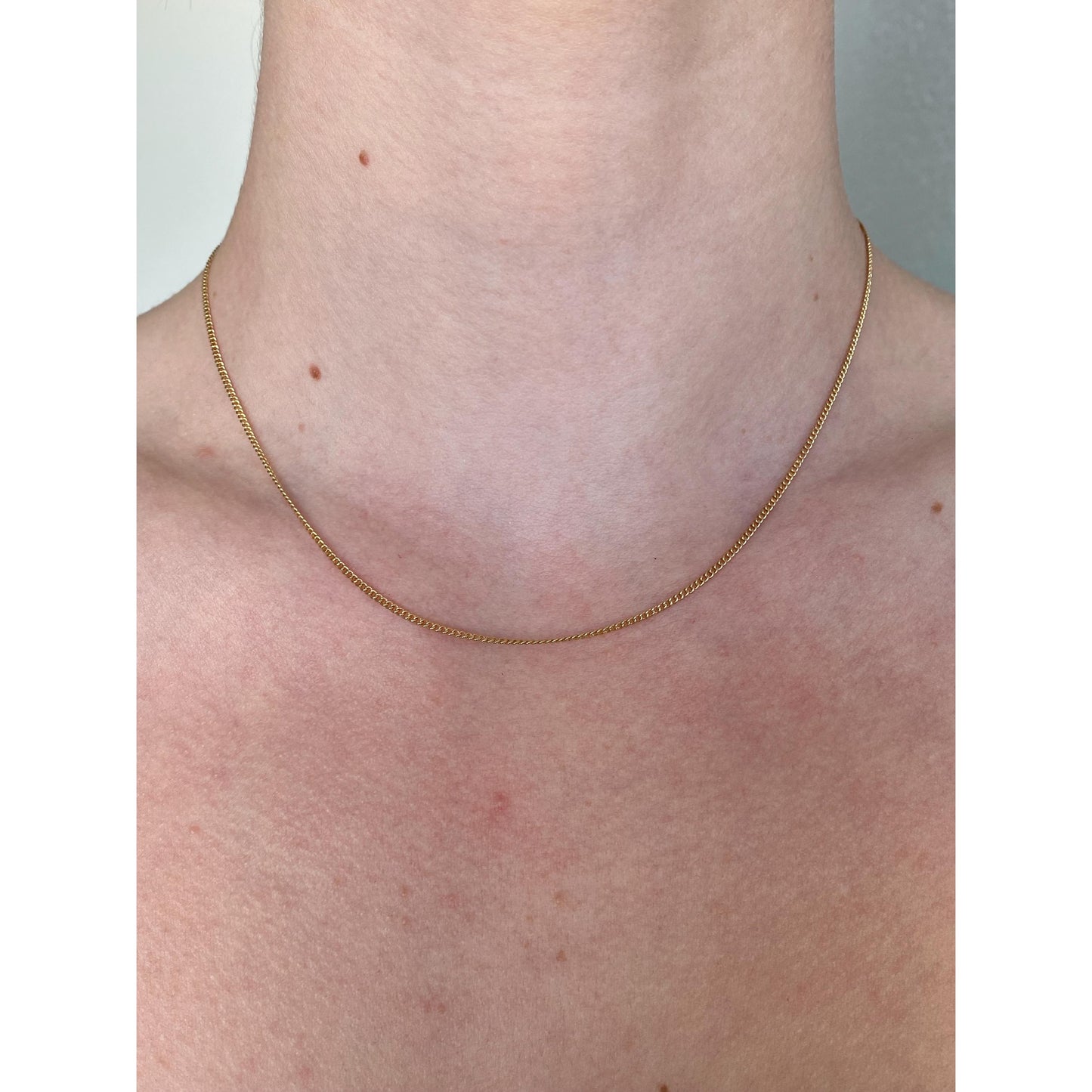 Vintage Solid 10k Yellow Gold Curb Chain Necklace - 15.75 inches