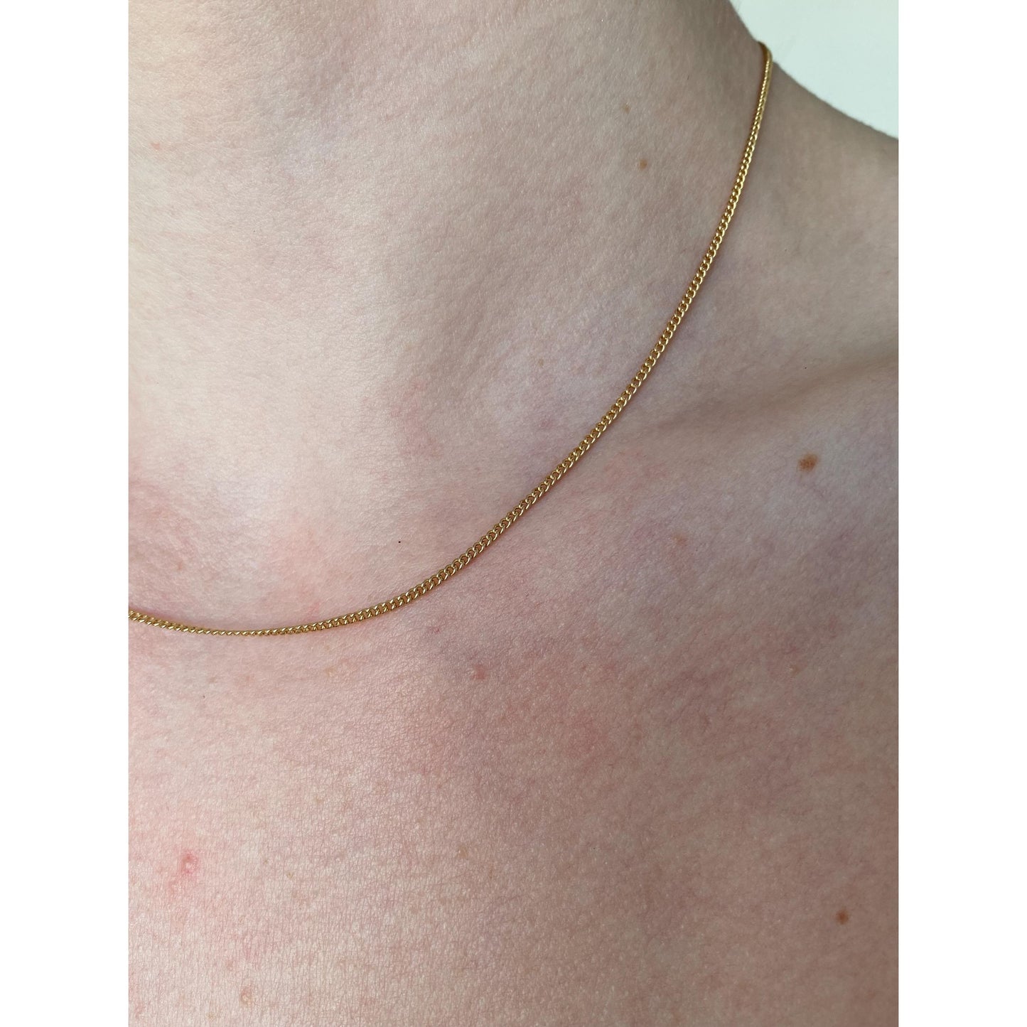 Vintage Solid 10k Yellow Gold Curb Chain Necklace - 15.75 inches