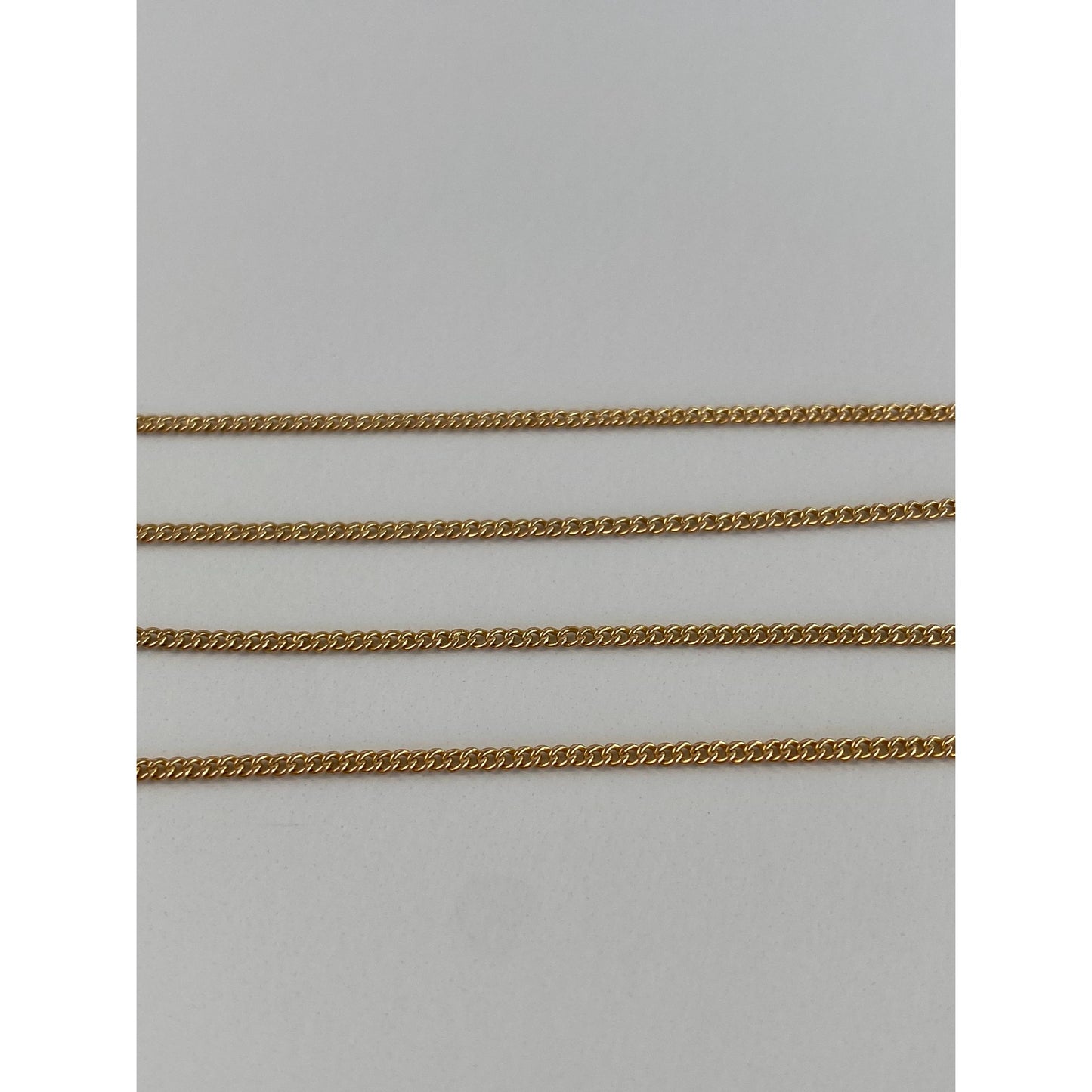 Vintage Solid 10k Yellow Gold Curb Chain Necklace - 15.75 inches