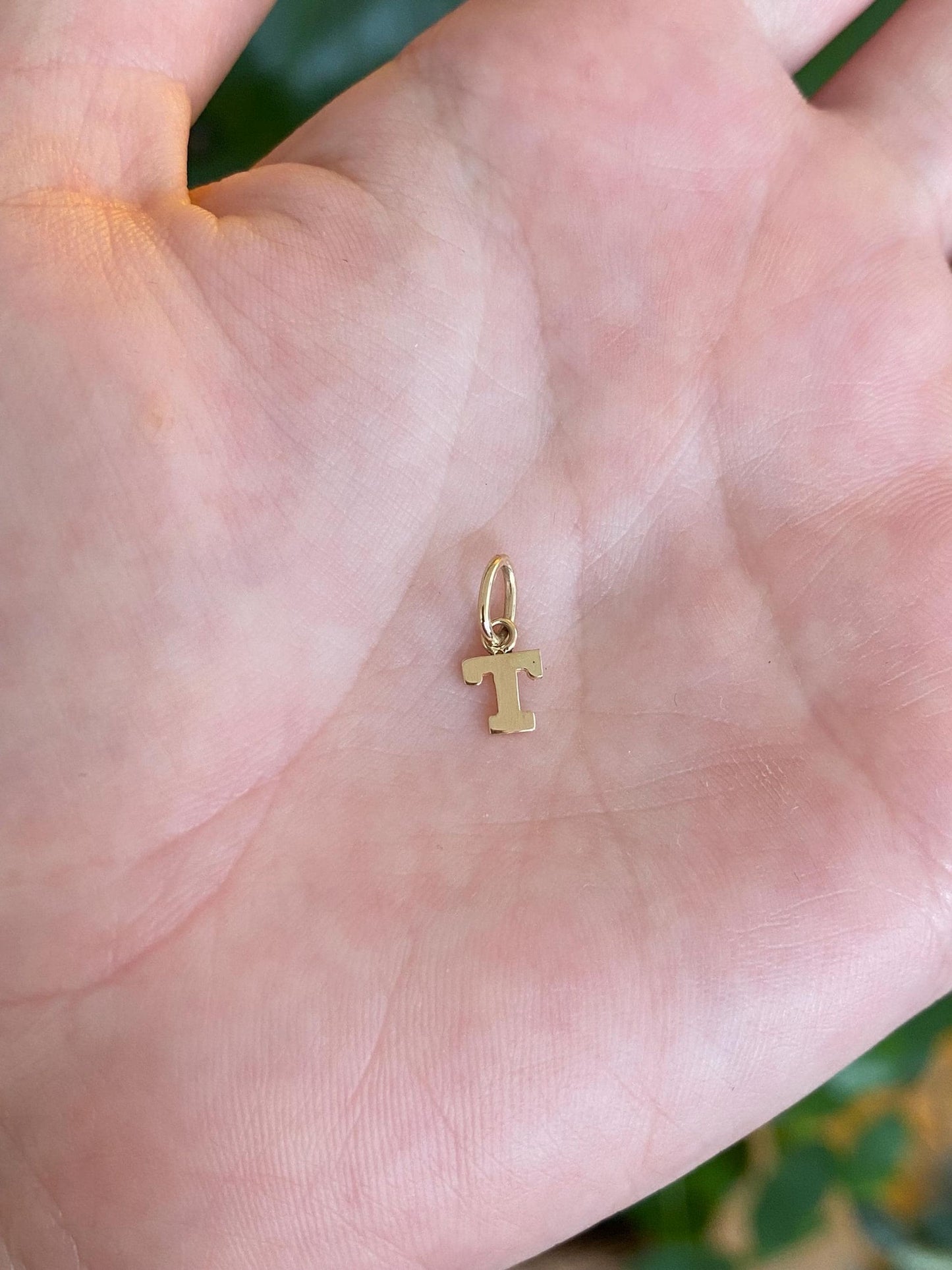 Vintage Solid 14k Yellow Gold Initial 'T' Charm