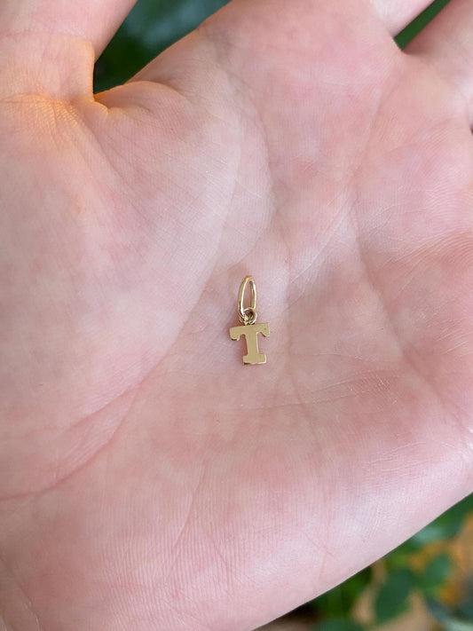 Vintage Solid 14k Yellow Gold Initial 'T' Charm