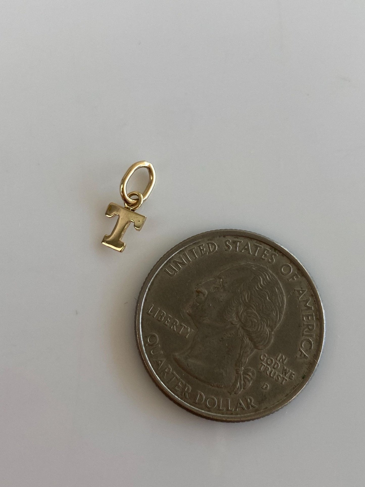 Vintage Solid 14k Yellow Gold Initial 'T' Charm