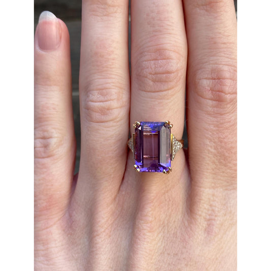 Vintage Solid 14k Yellow Gold Amethyst Diamond Ring - Size 5.5
