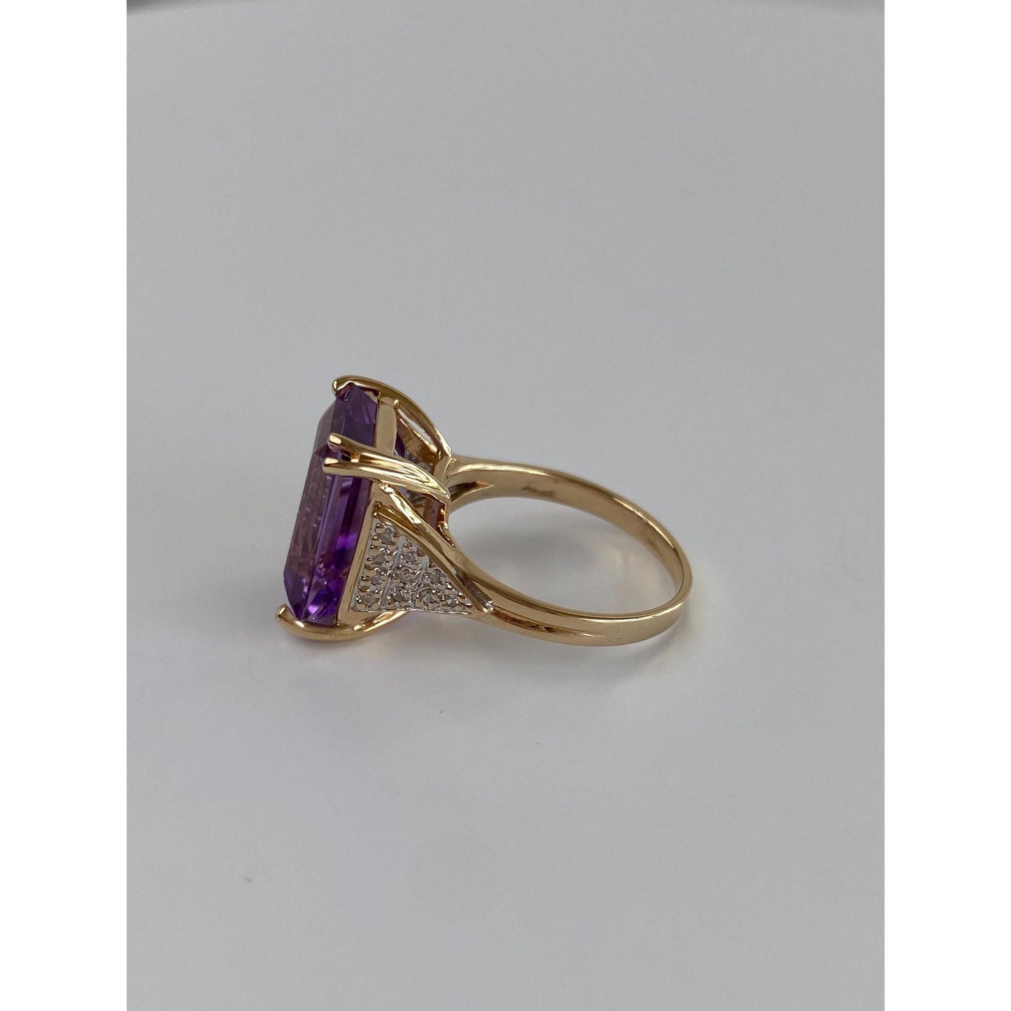 Vintage Solid 14k Yellow Gold Amethyst Diamond Ring - Size 5.5