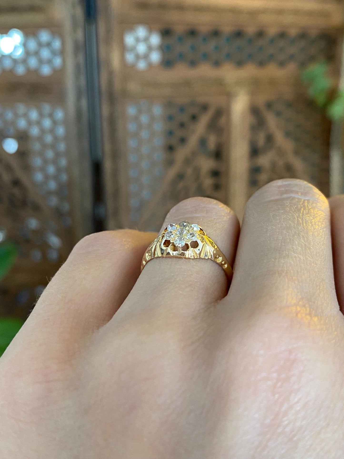 Vintage Solid 14k Yellow Gold Old Mine Cut Diamond Cluster Designed Ring - Size 5.5