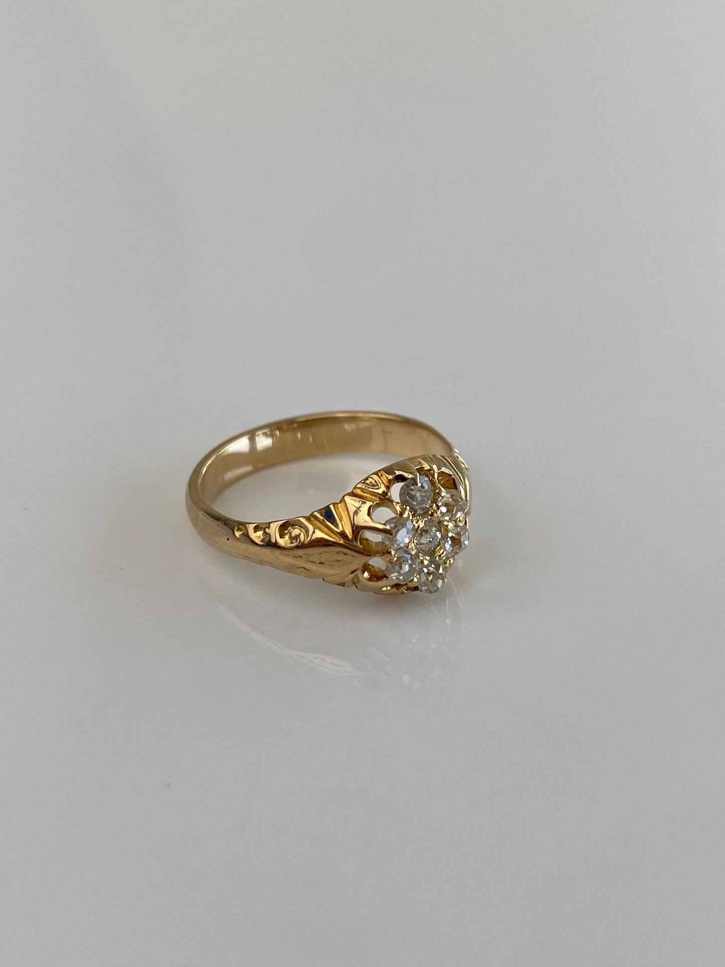 Vintage Solid 14k Yellow Gold Old Mine Cut Diamond Cluster Designed Ring - Size 5.5