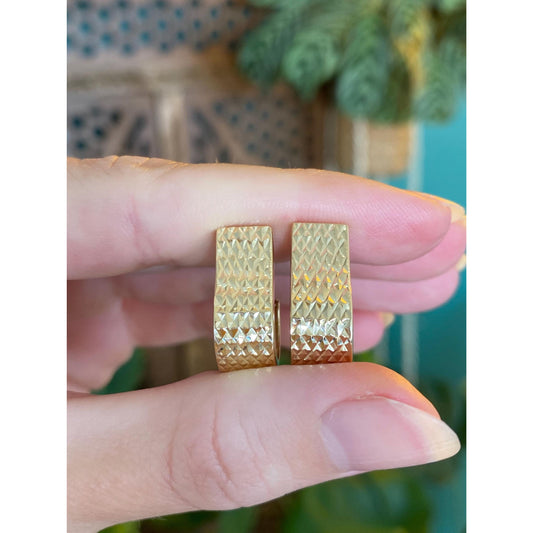 Vintage 14k Yellow Gold Diamond Cut Drop Earrings