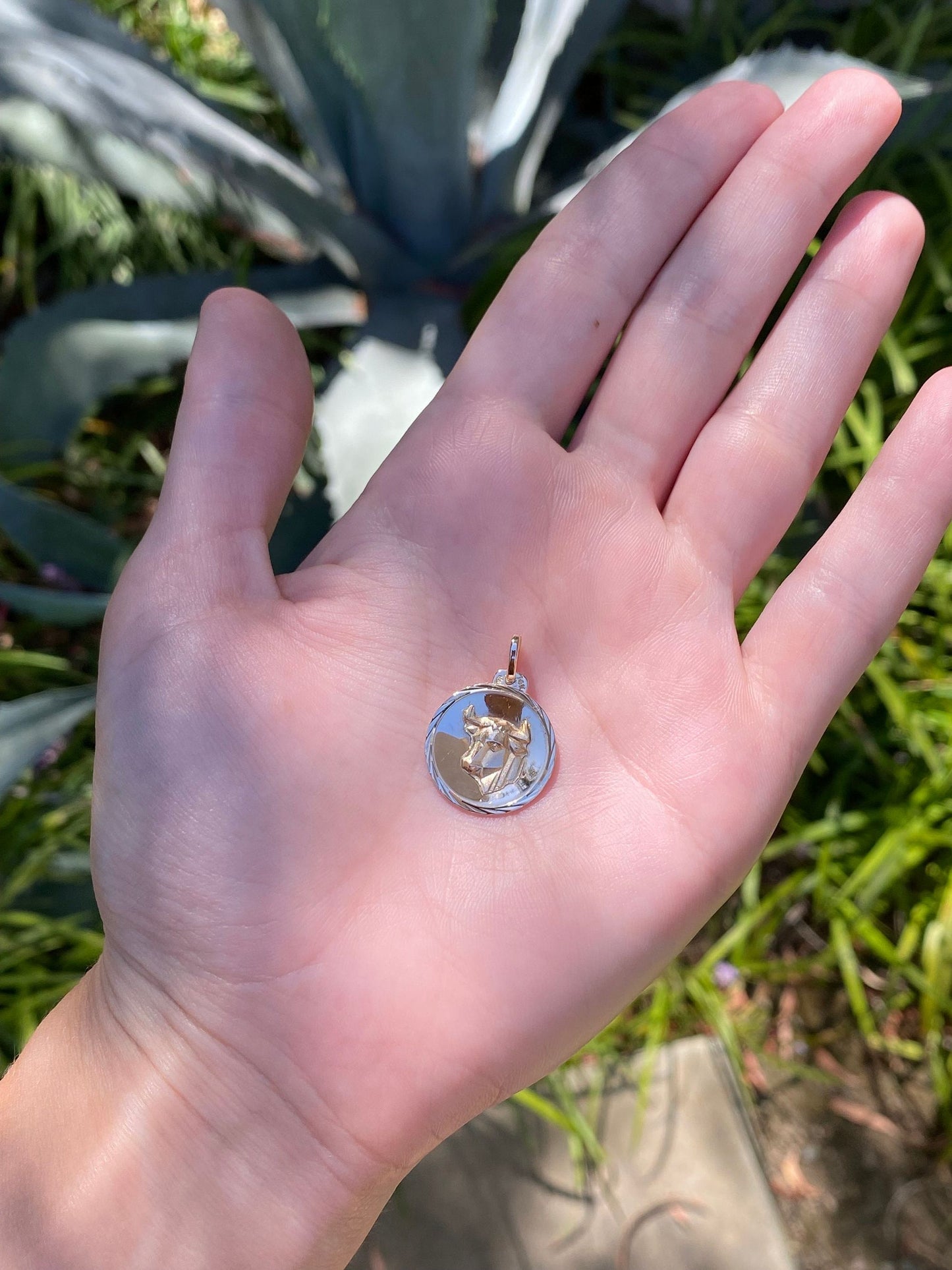 Vintage Solid 14k Yellow Gold Large Taurus Zodiac Charm