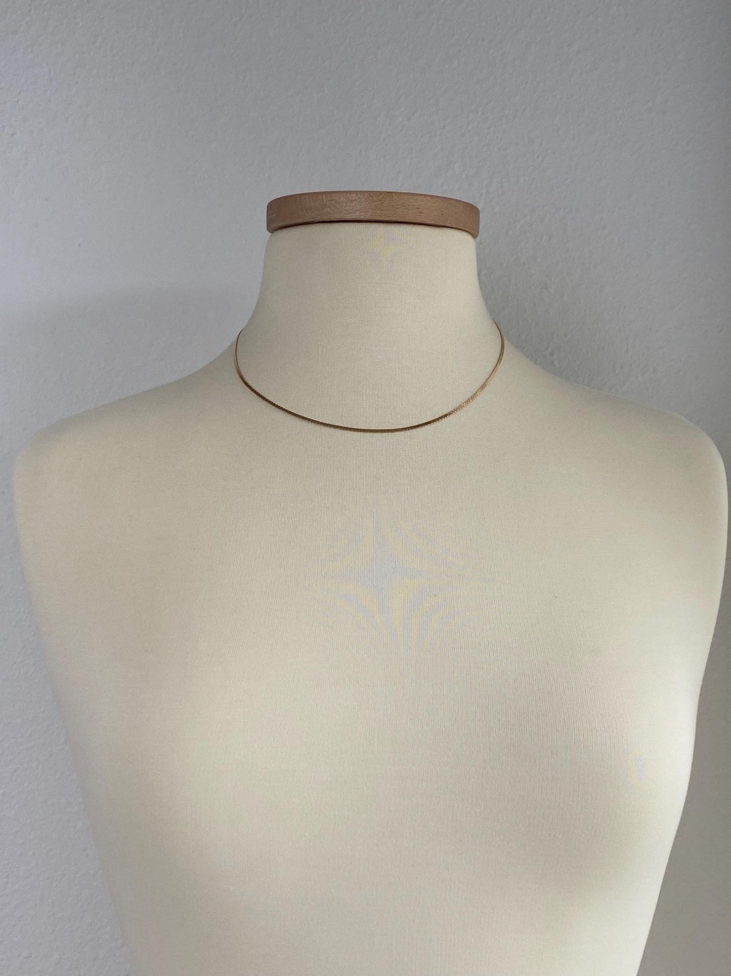 Vintage Solid 14k Yellow Gold Flat C Link Chain Necklace - 18 inches